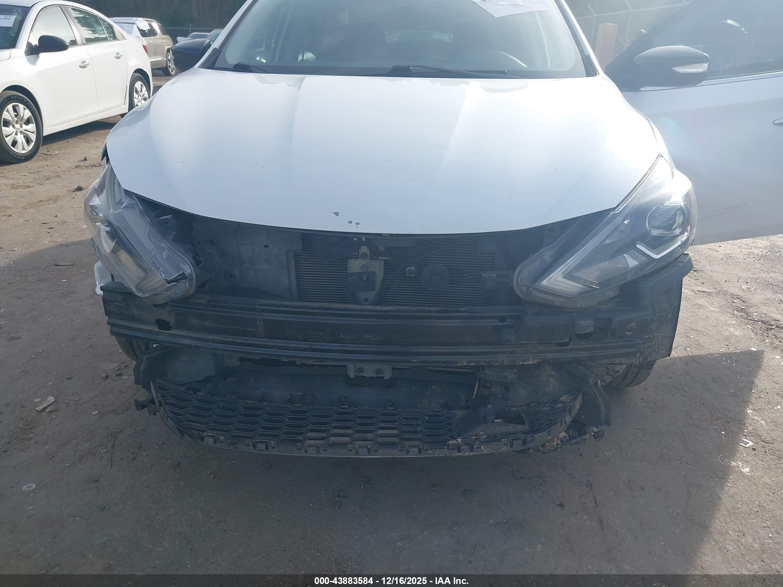 NISSAN SENTRA image 6