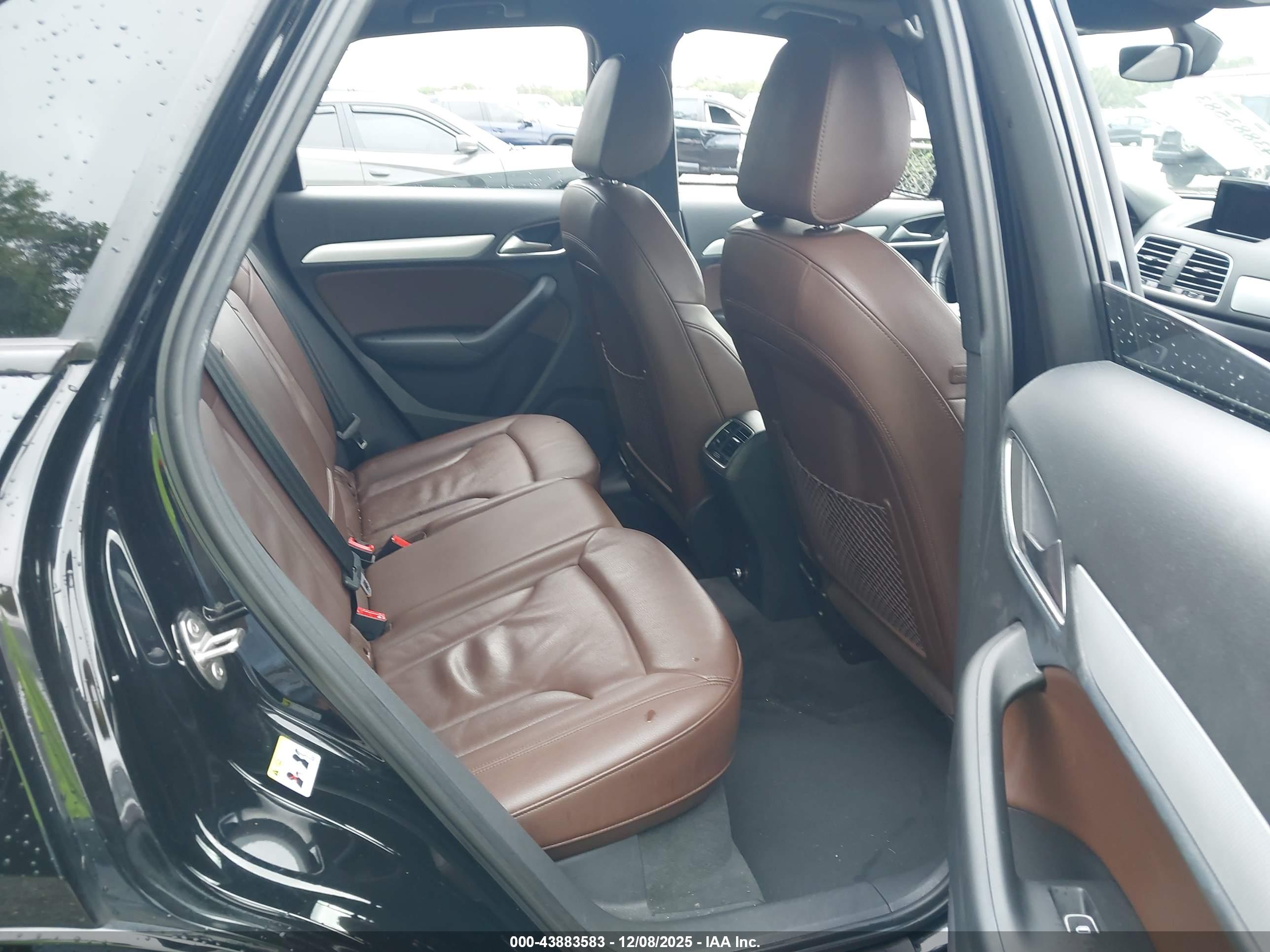 AUDI Q3 image 8