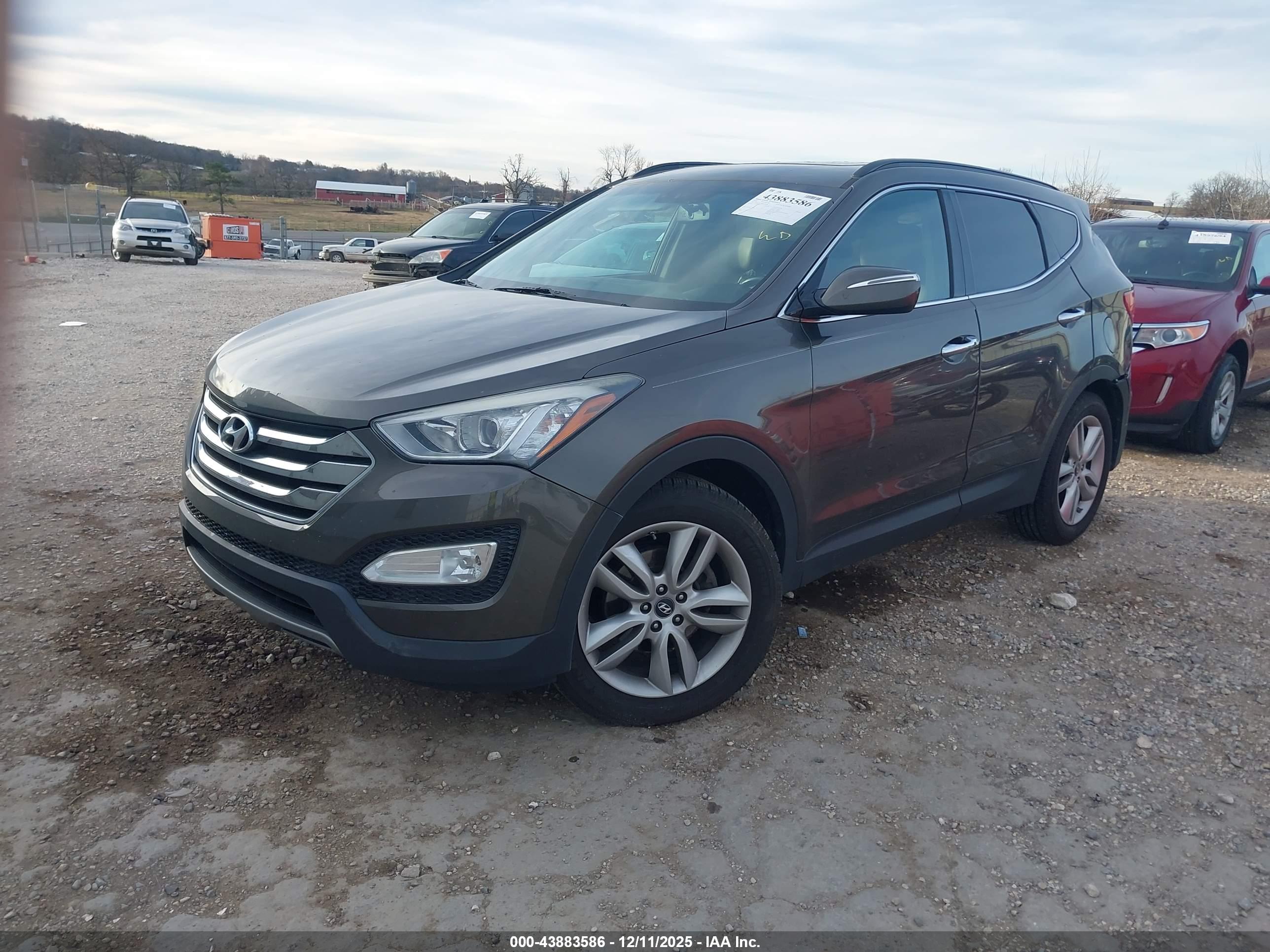 HYUNDAI SANTA image 2