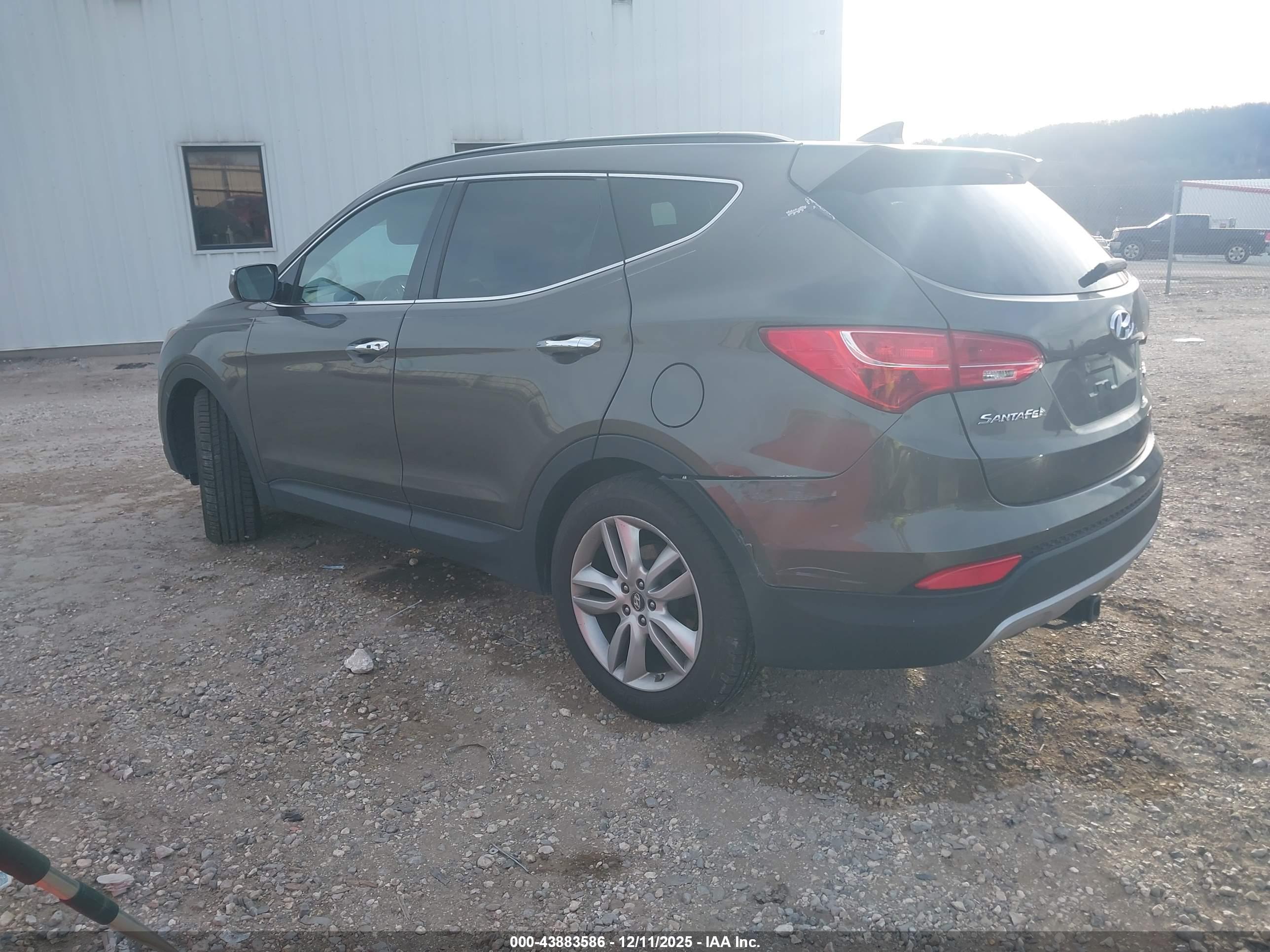 HYUNDAI SANTA image 3