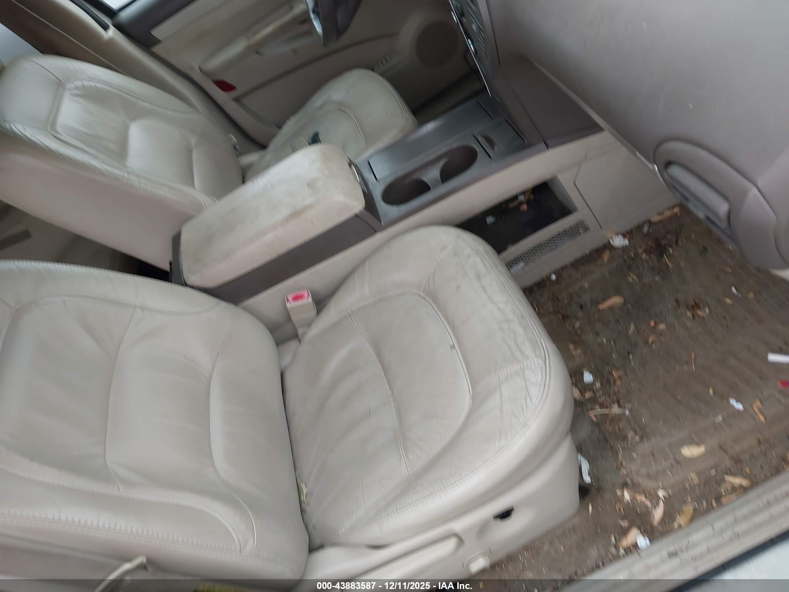 BUICK RENDEZVOUS image 5