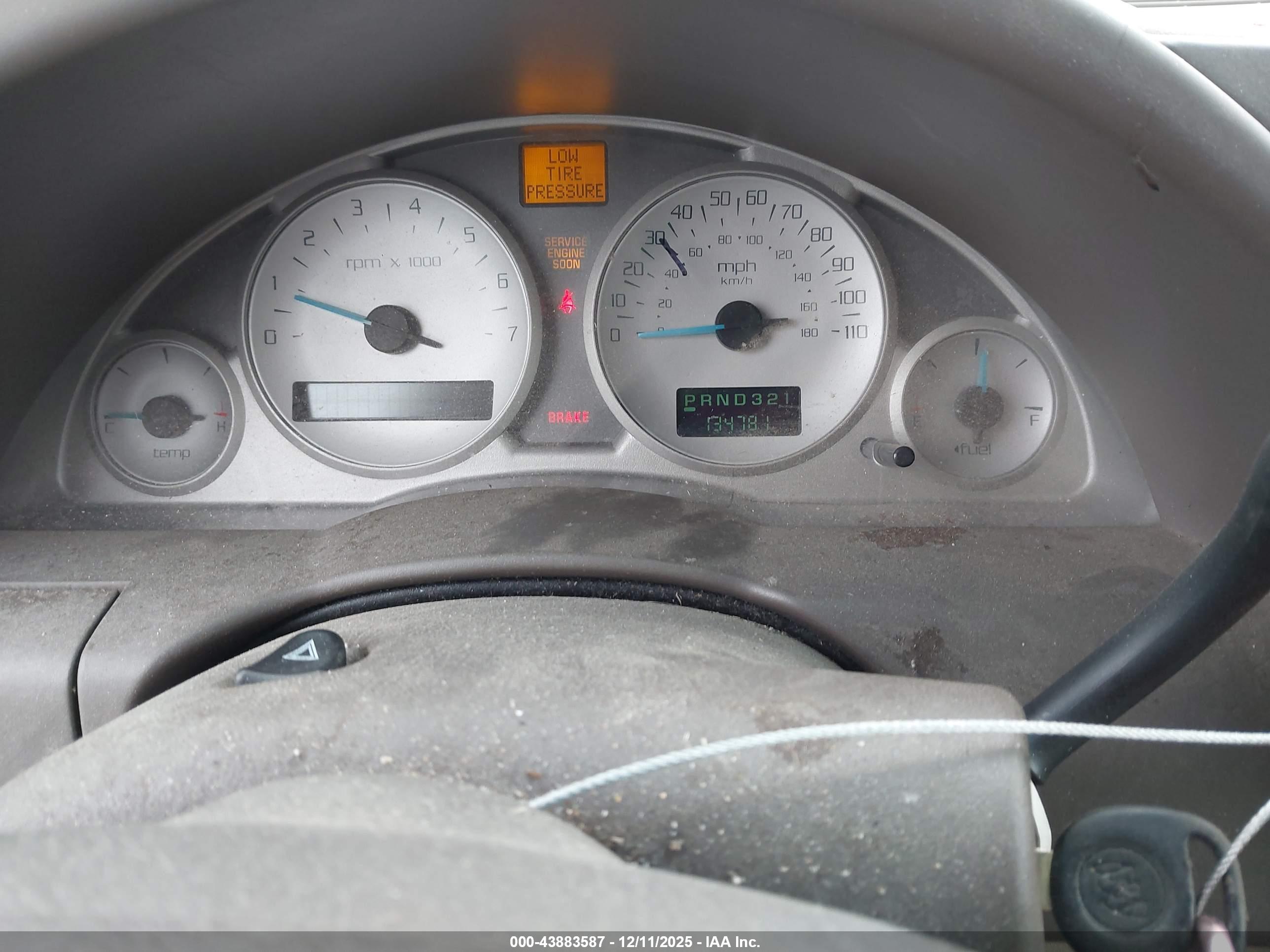 BUICK RENDEZVOUS image 7