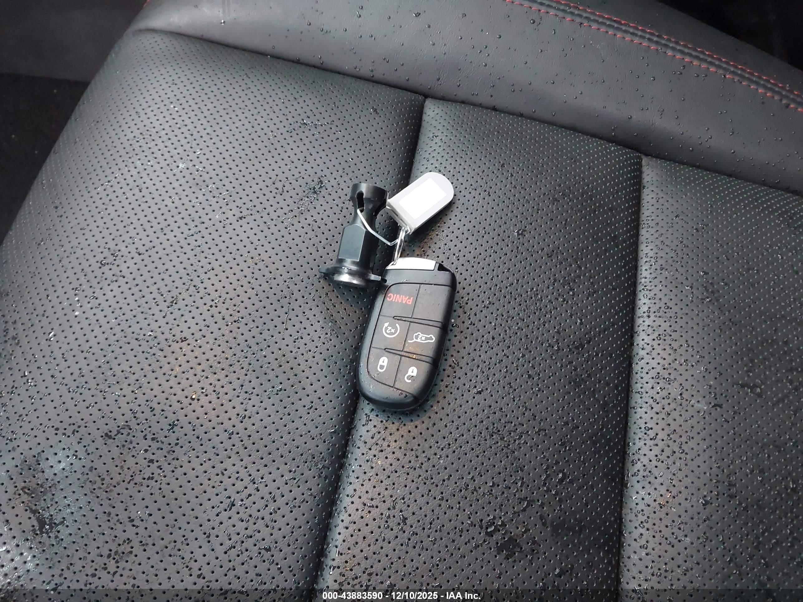 DODGE DURANGO image 11