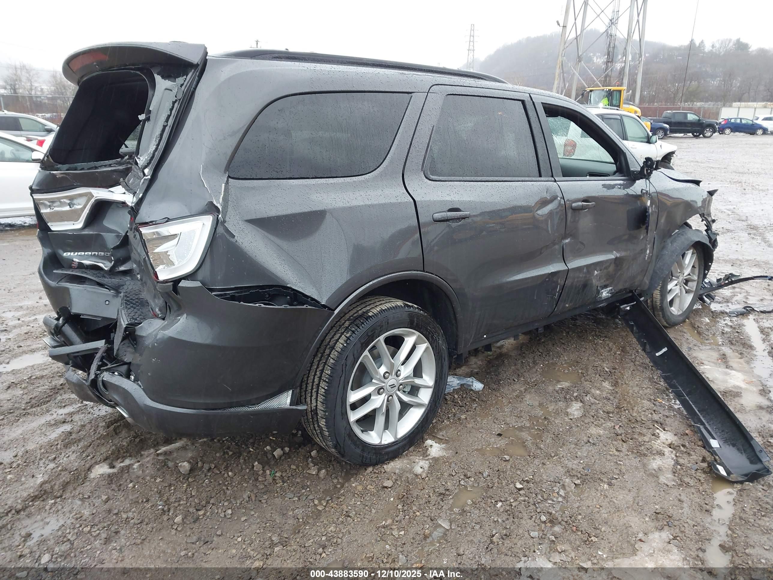 DODGE DURANGO image 4