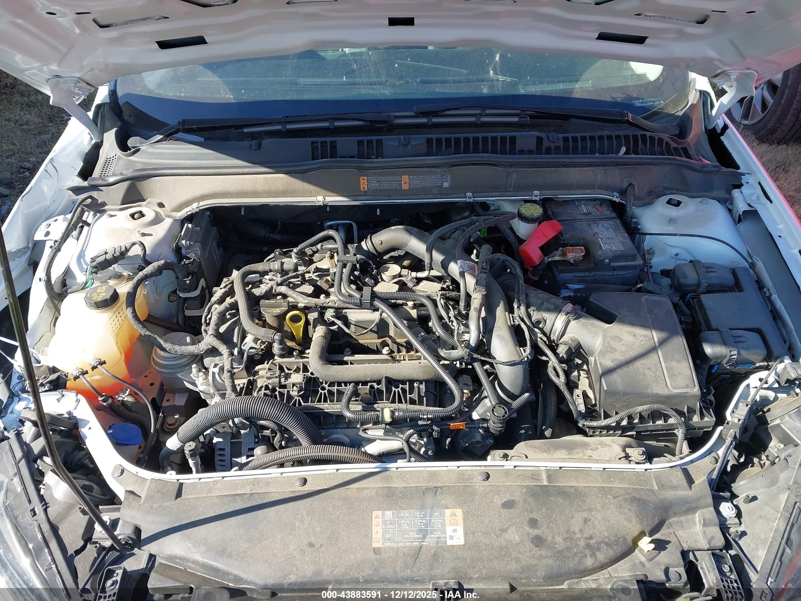 FORD FUSION image 10
