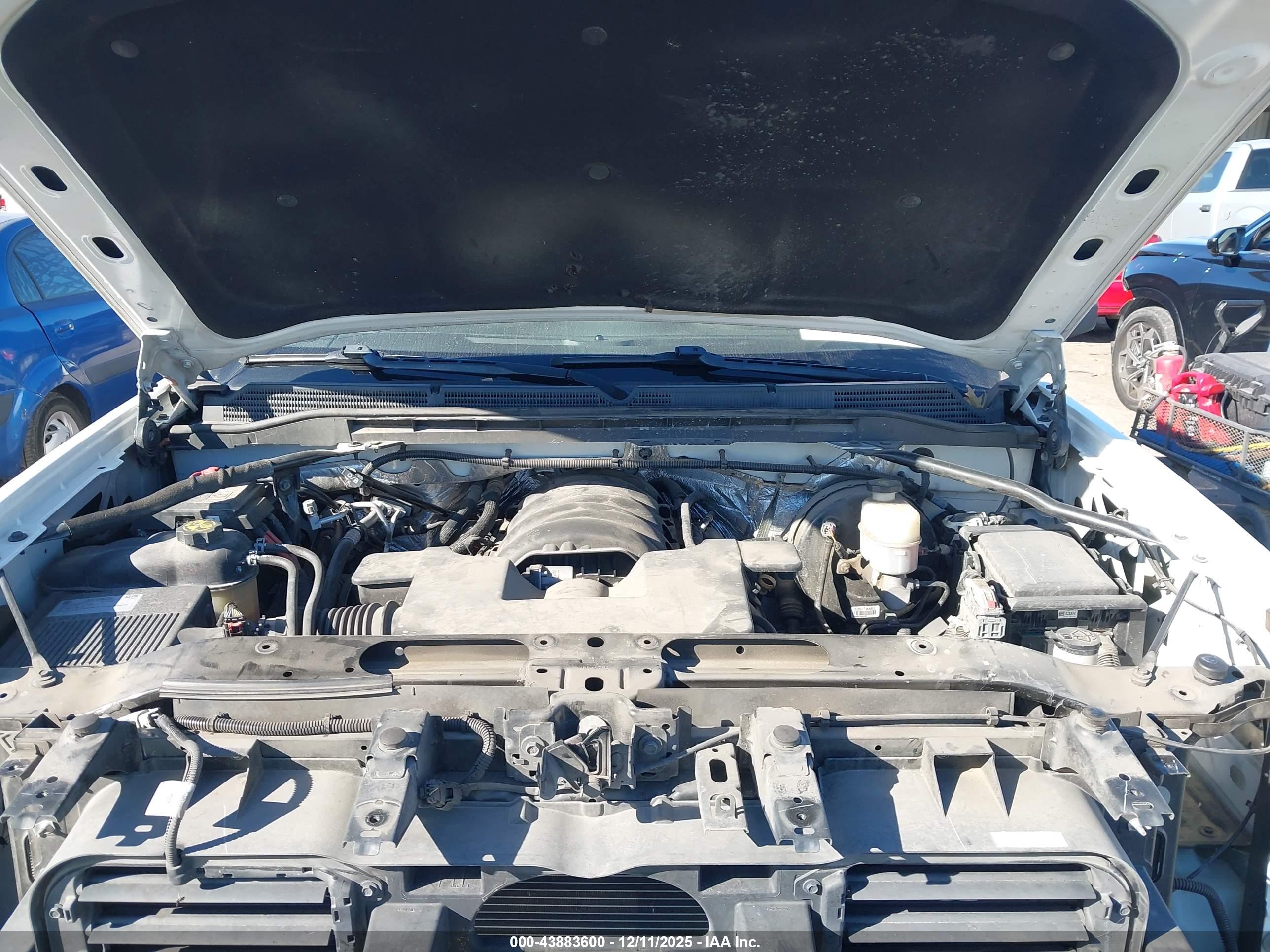 GMC SIERRA image 10