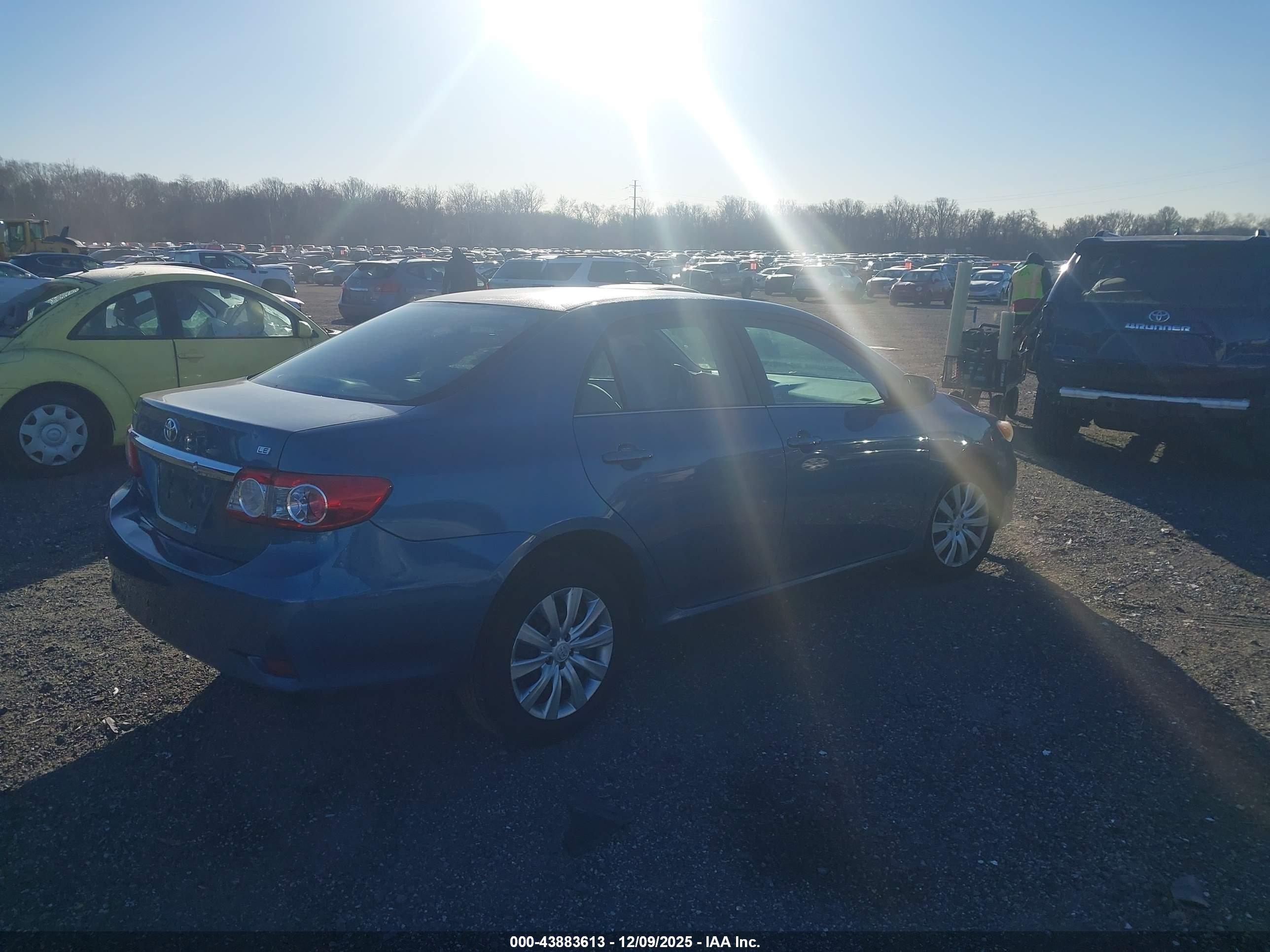 TOYOTA COROLLA image 4