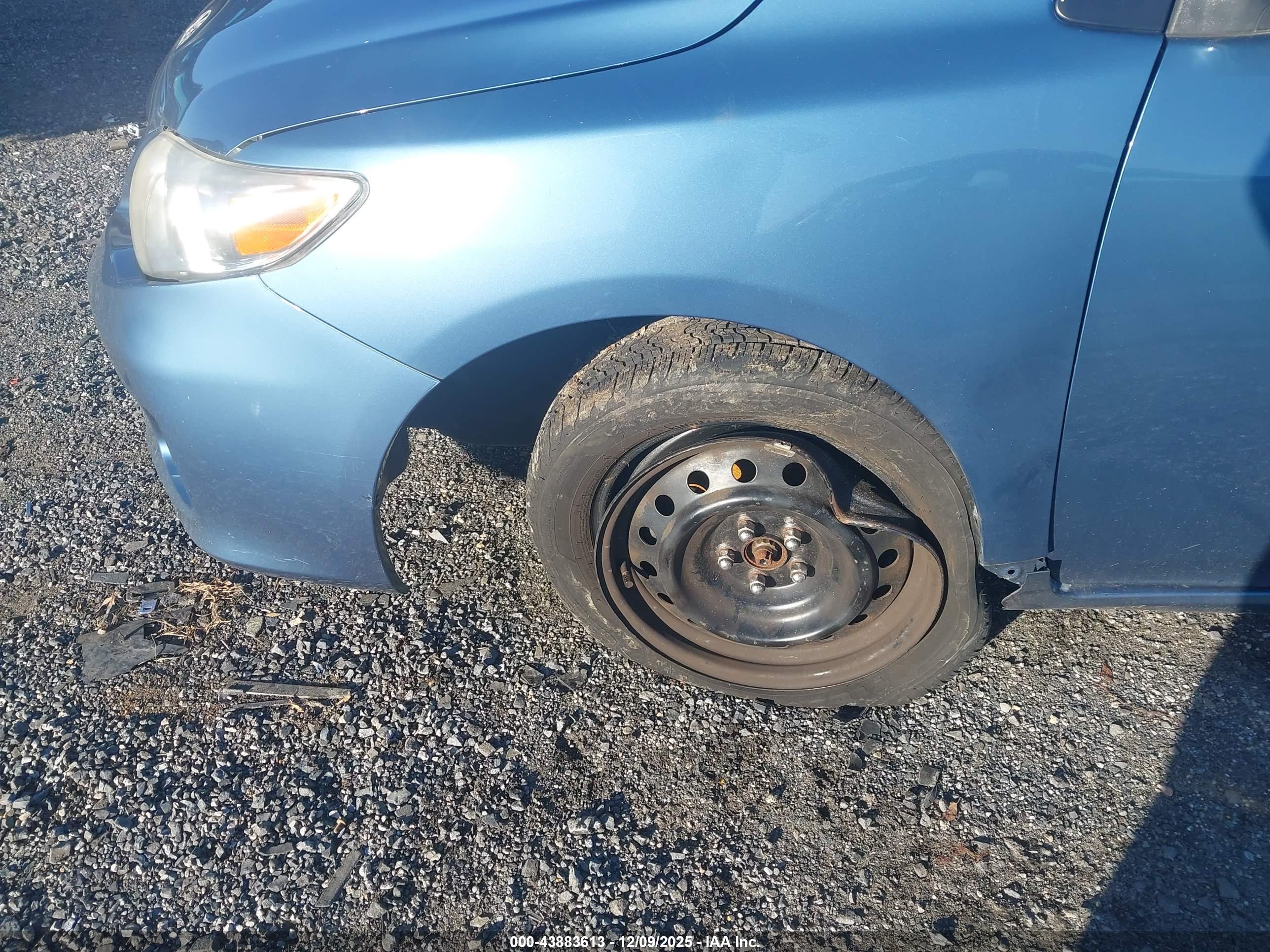 TOYOTA COROLLA image 6
