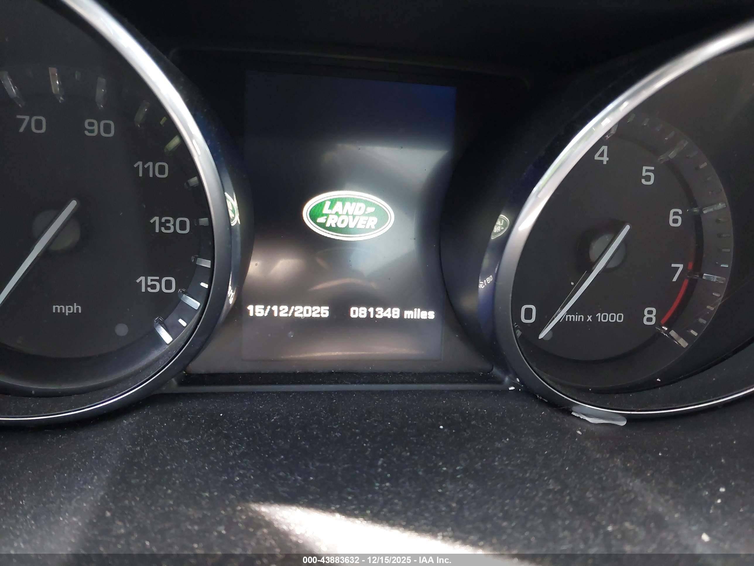 LAND ROVER image 7