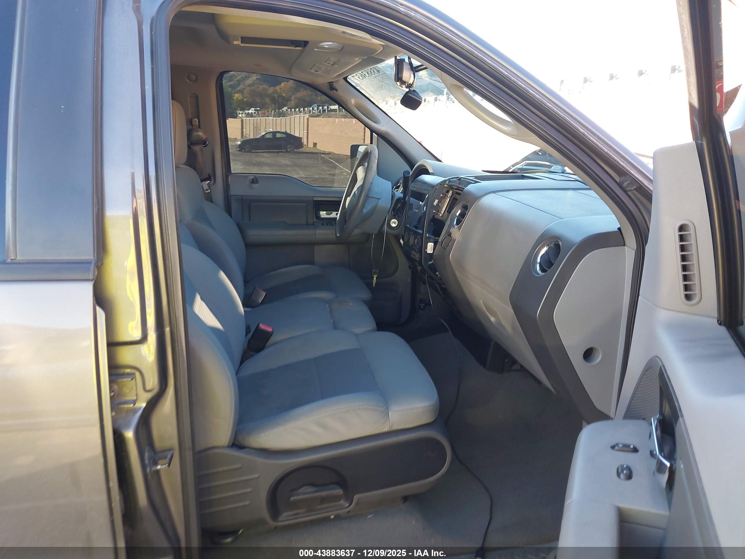 FORD F-150 image 5