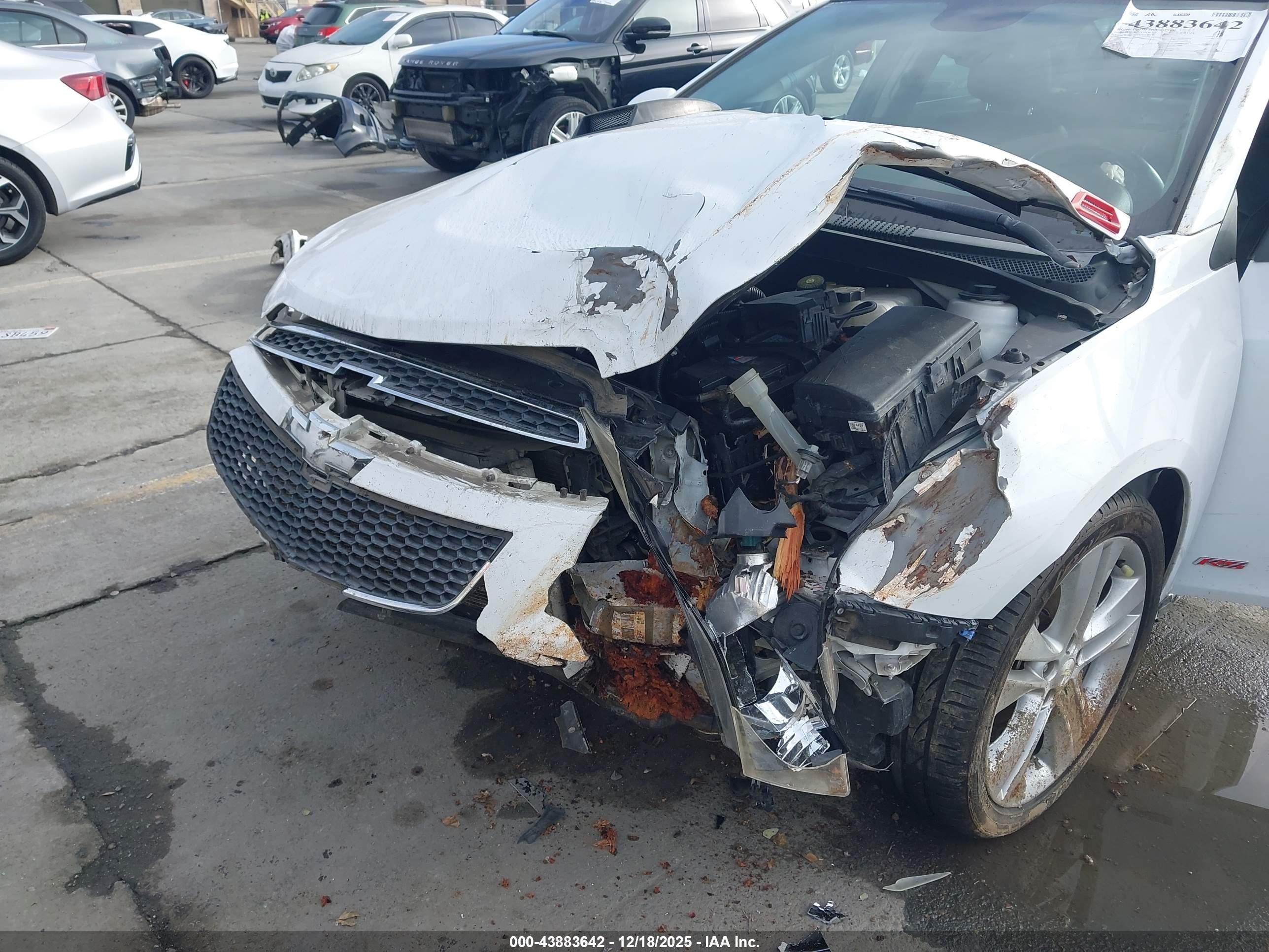 CHEVROLET CRUZE image 6