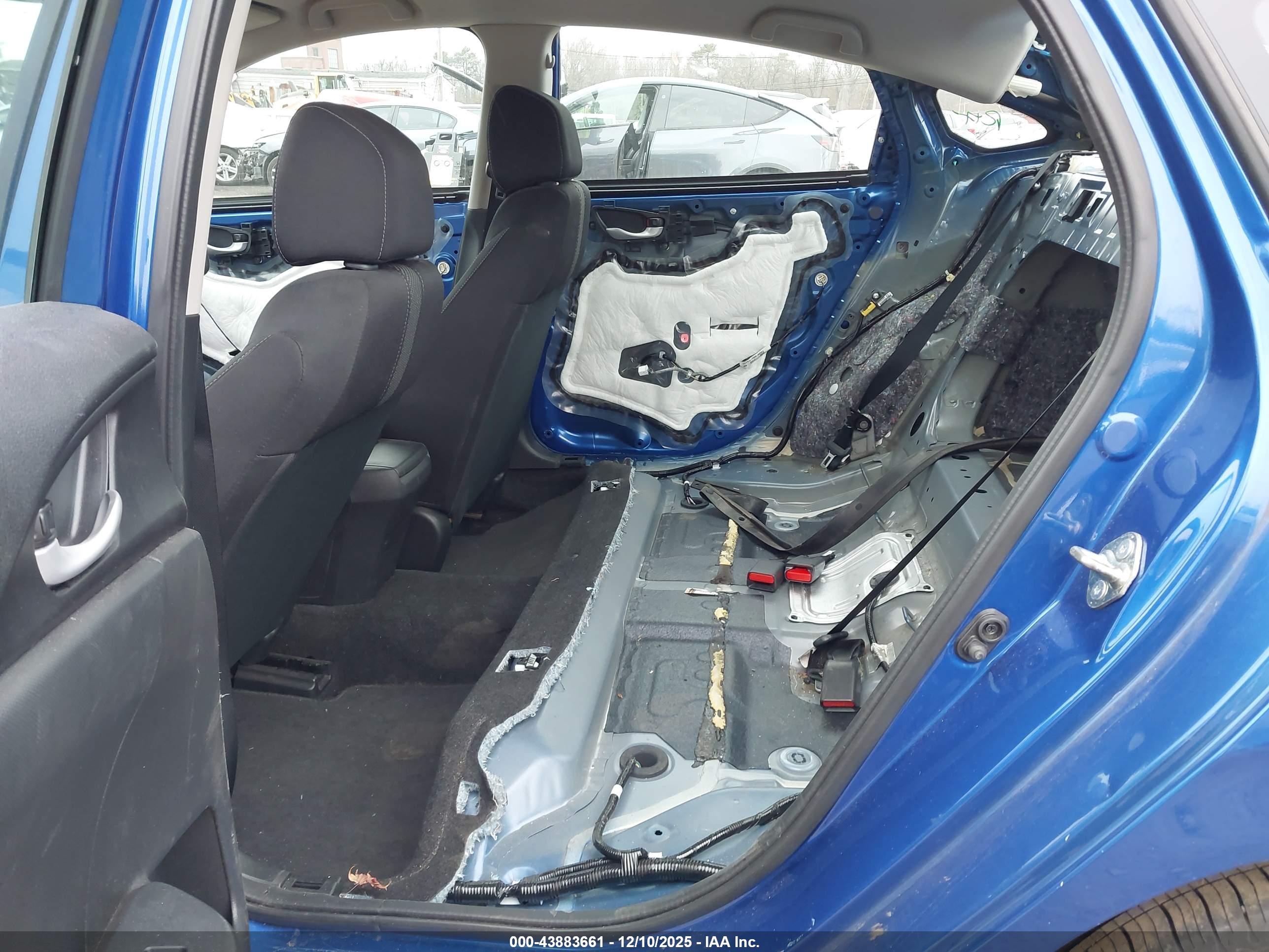 HONDA CIVIC image 8
