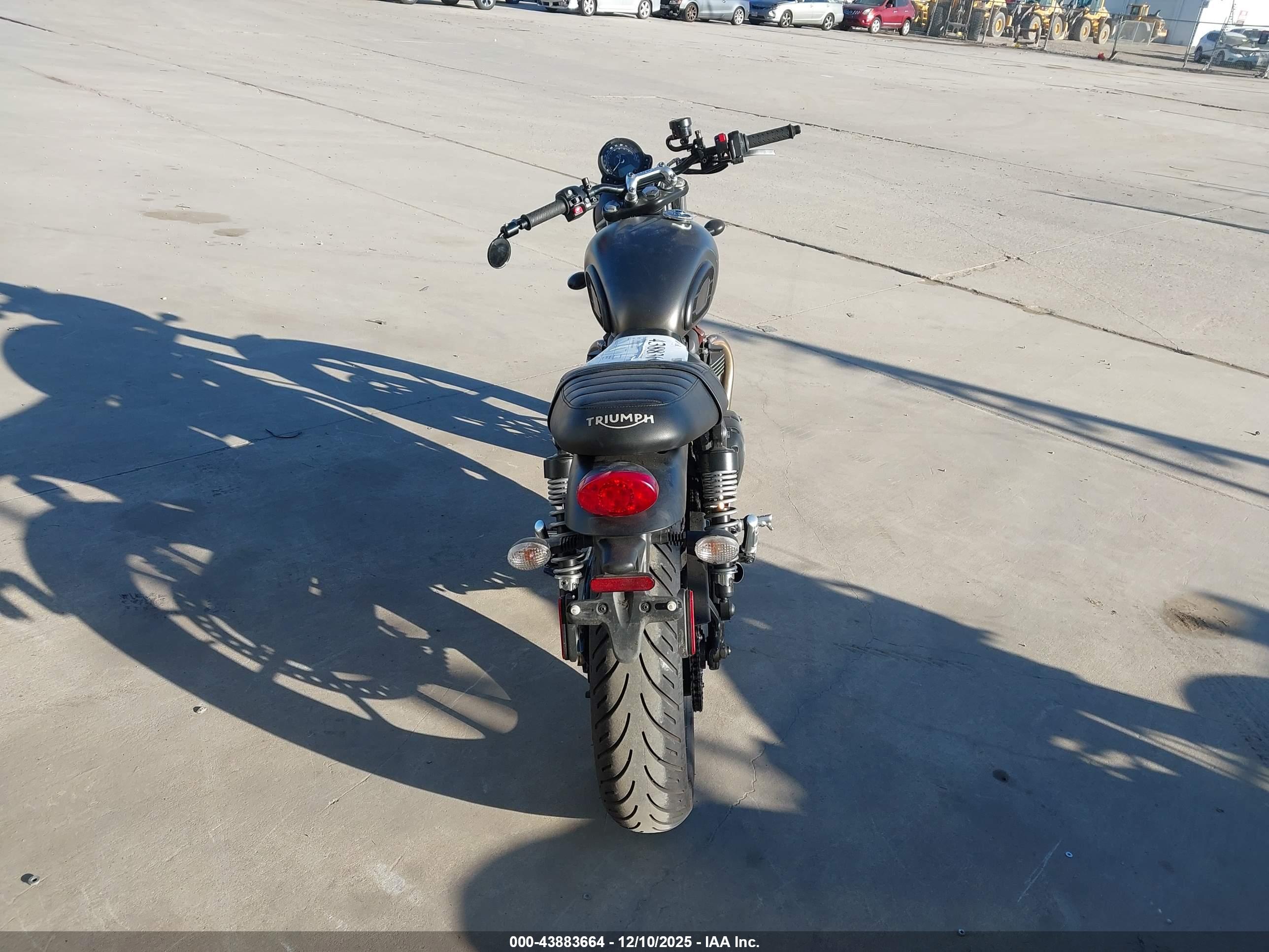 TRIUMPH MOTORCYCLE image 6