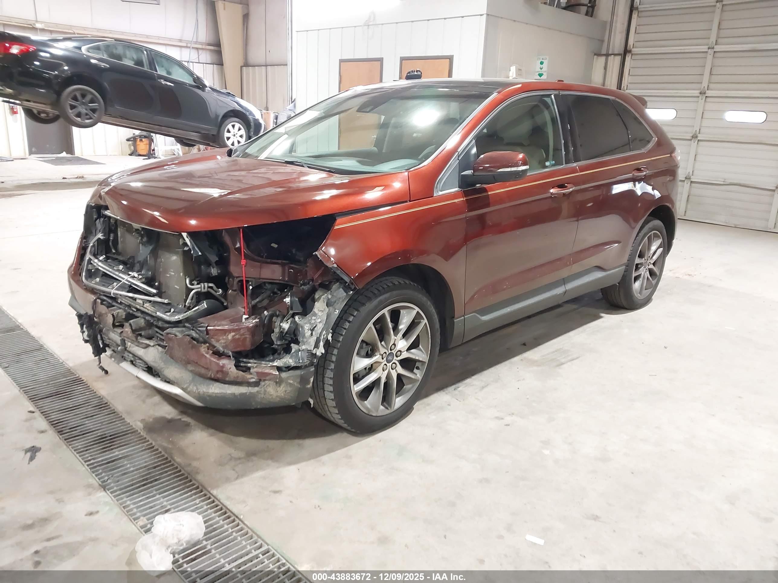 FORD EDGE image 2