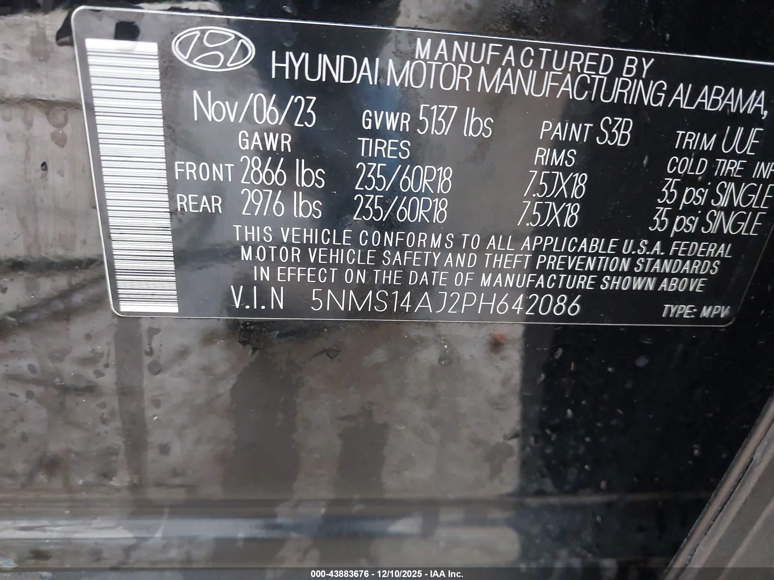 HYUNDAI SANTA image 9