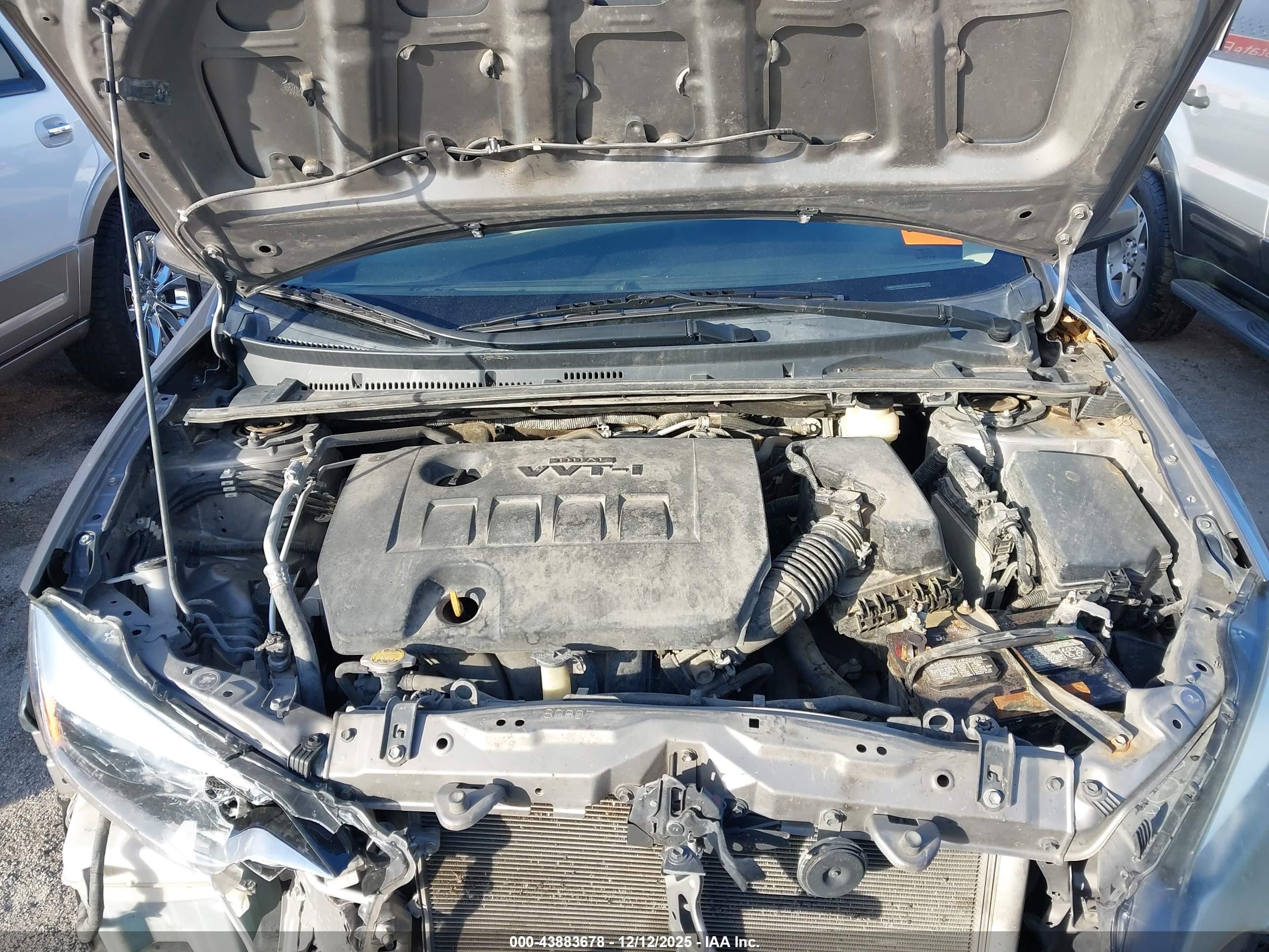 TOYOTA COROLLA image 10
