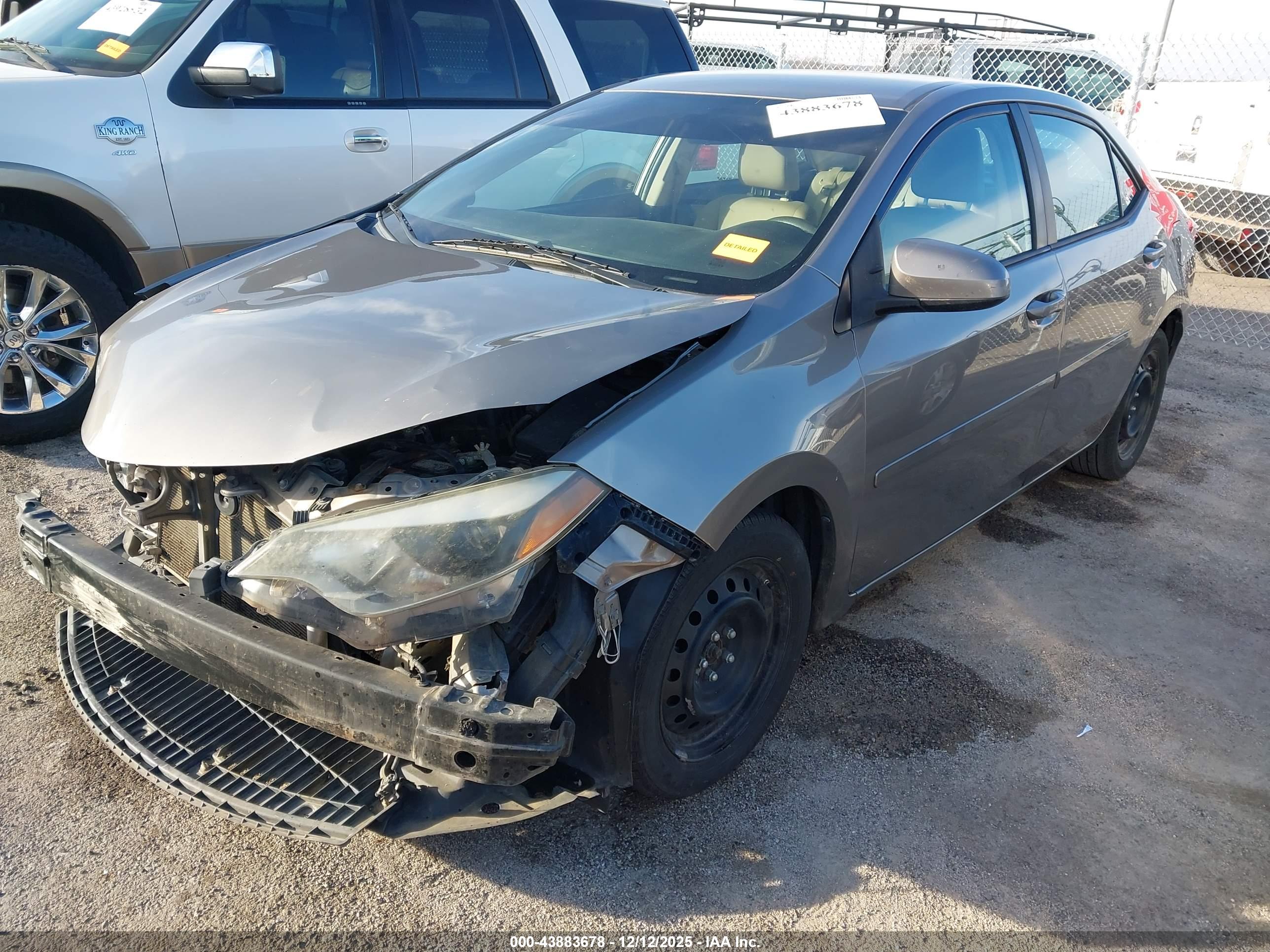 TOYOTA COROLLA image 2