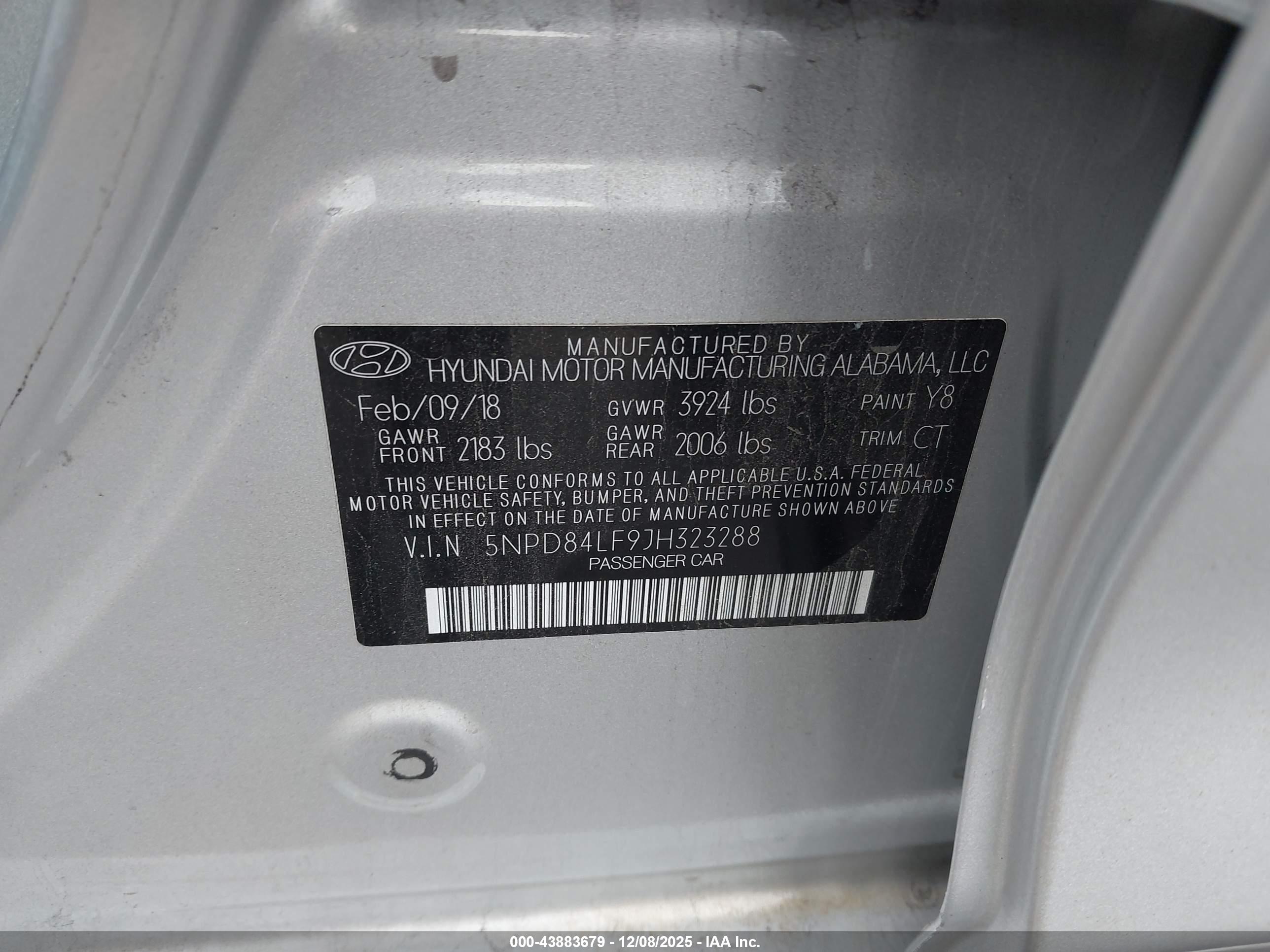 HYUNDAI ELANTRA image 9