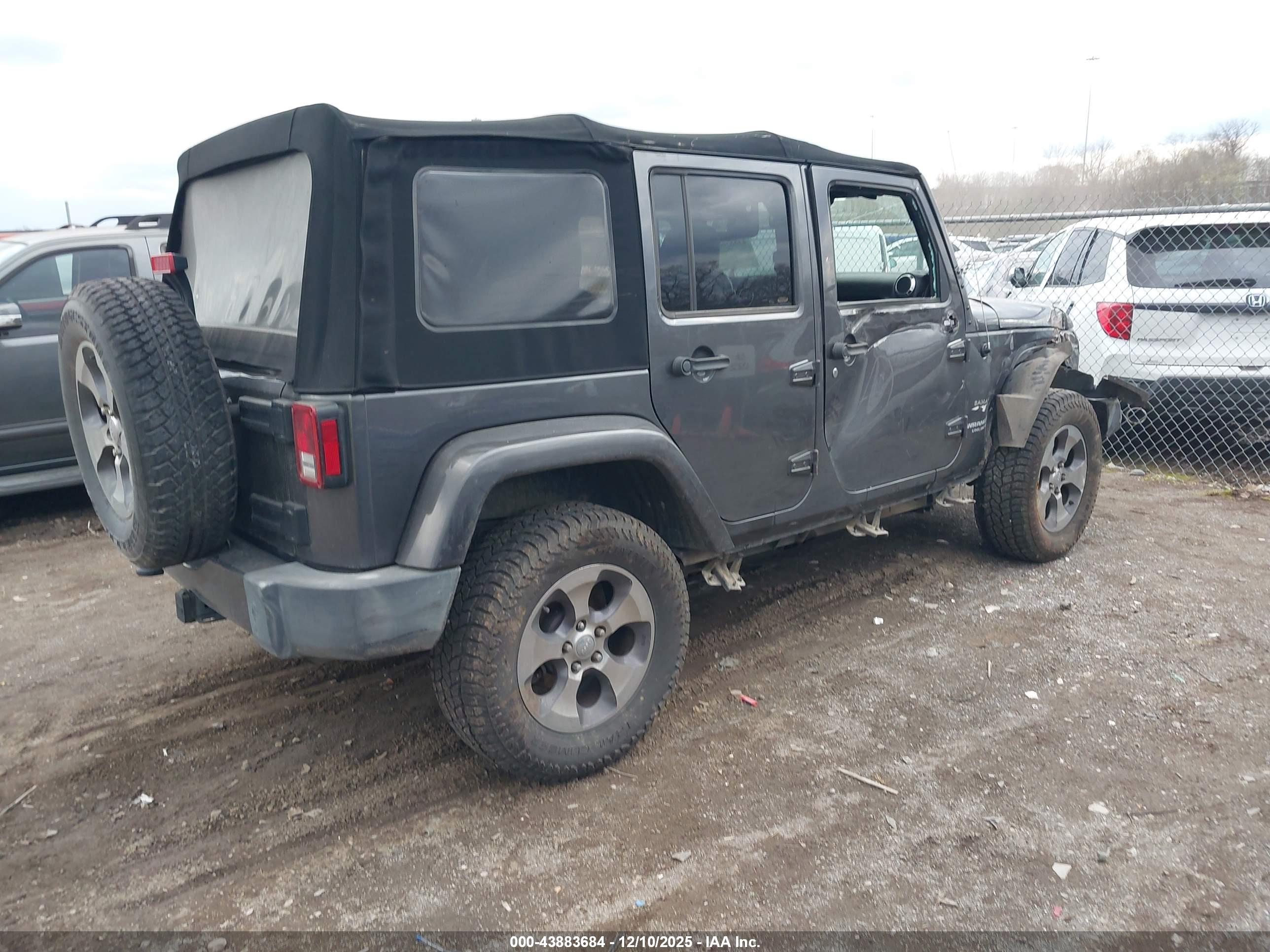 JEEP WRANGLER image 4