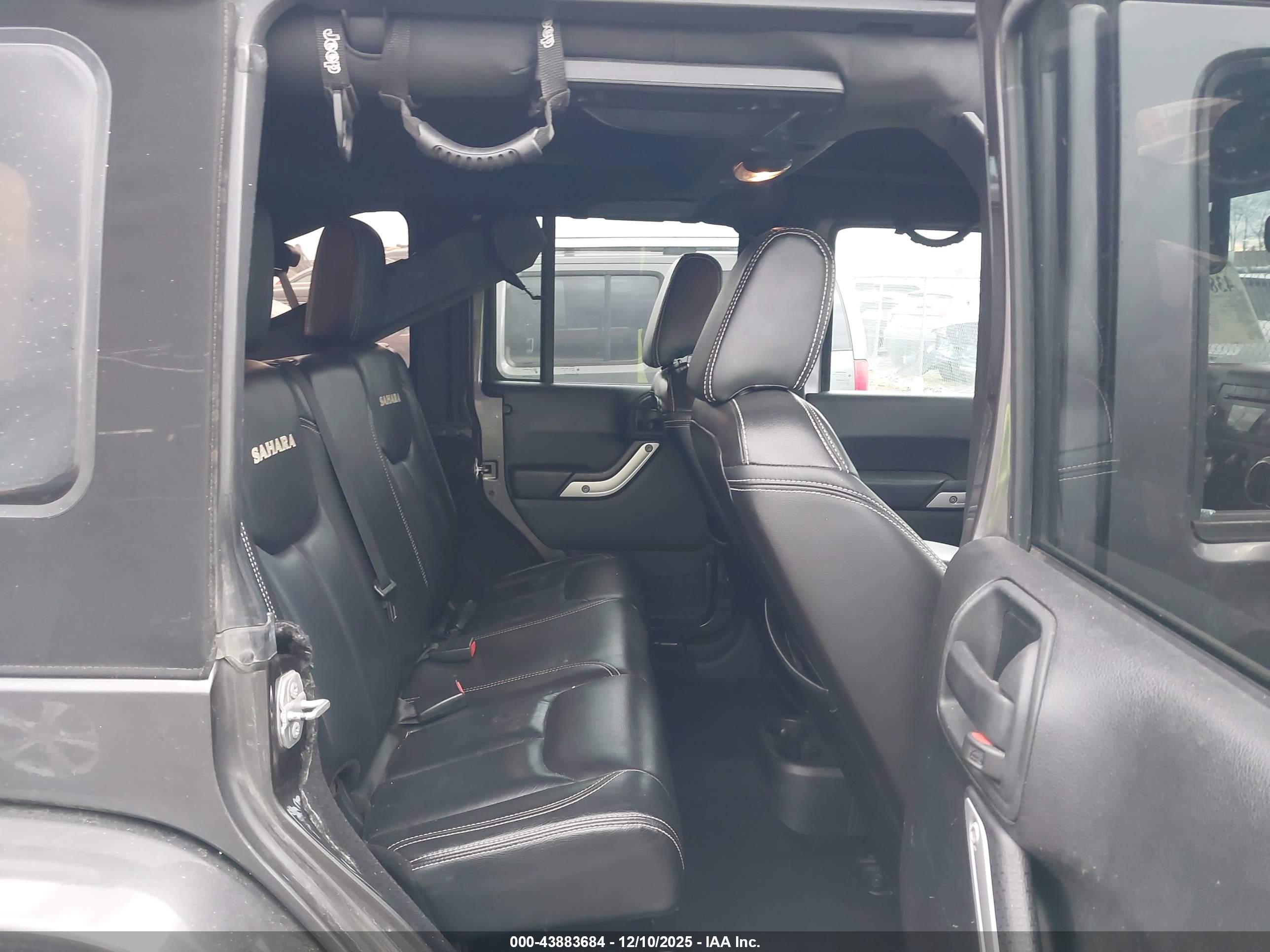 JEEP WRANGLER image 8