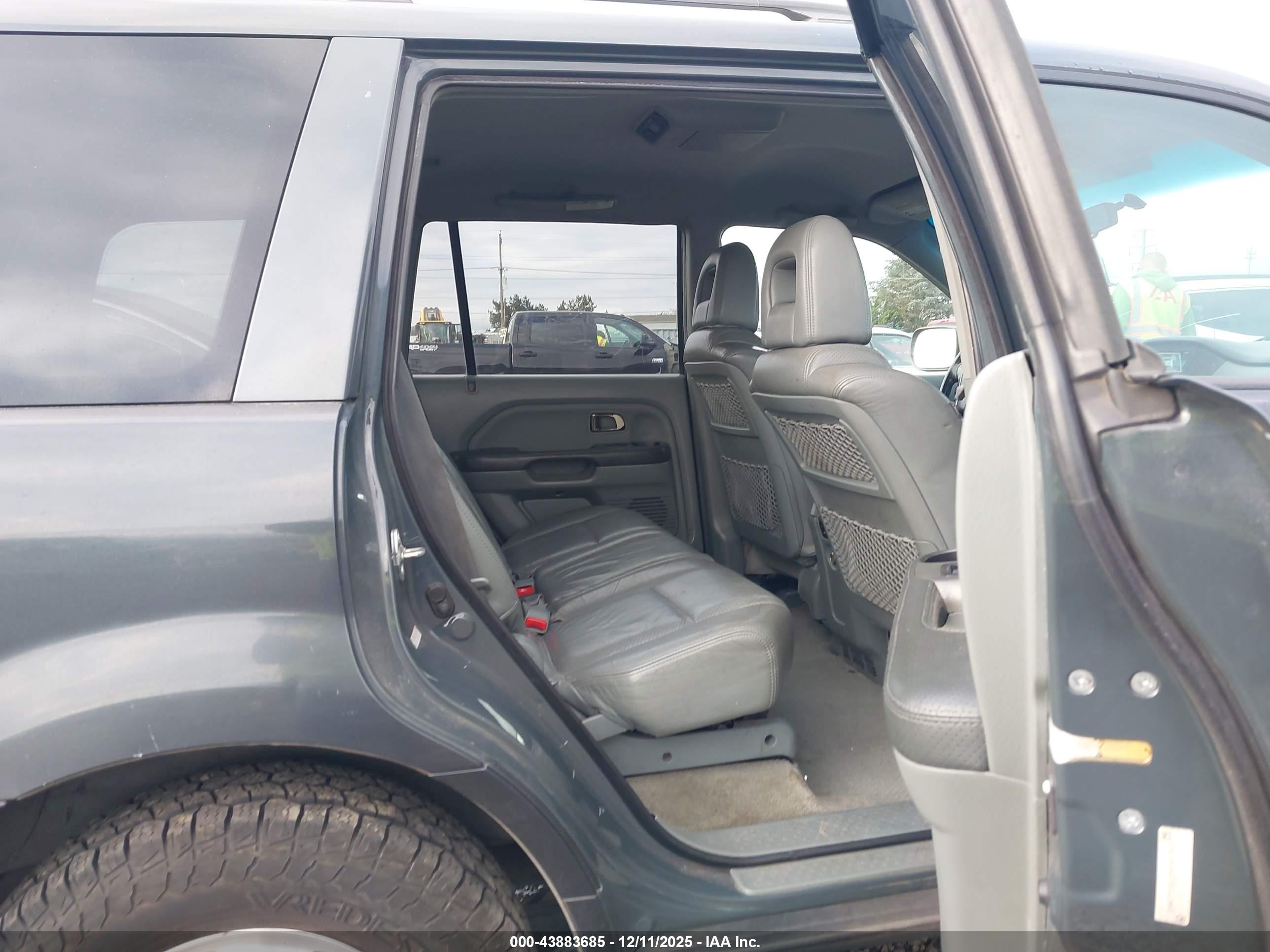 HONDA PILOT image 8