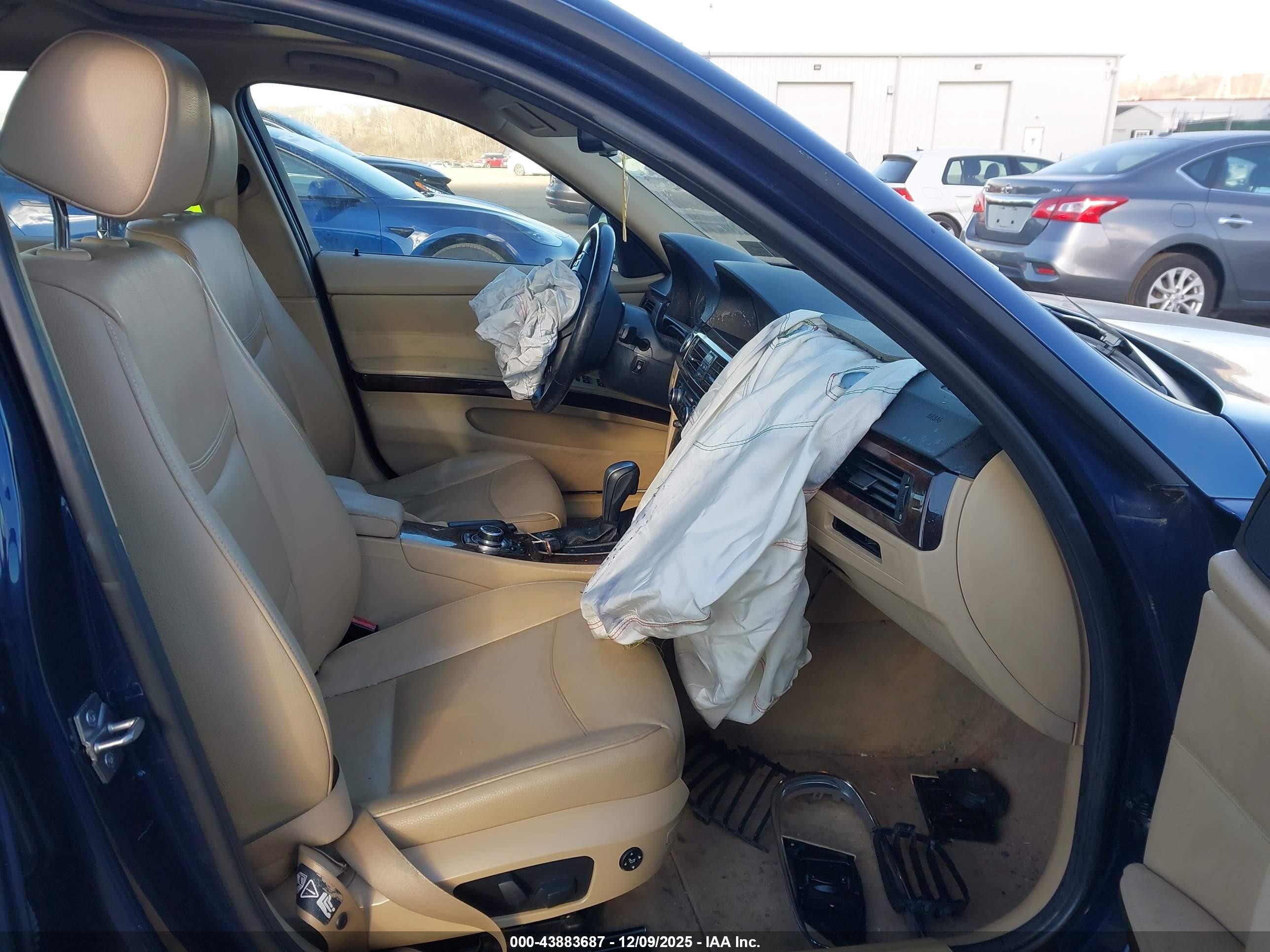 BMW 328I image 5