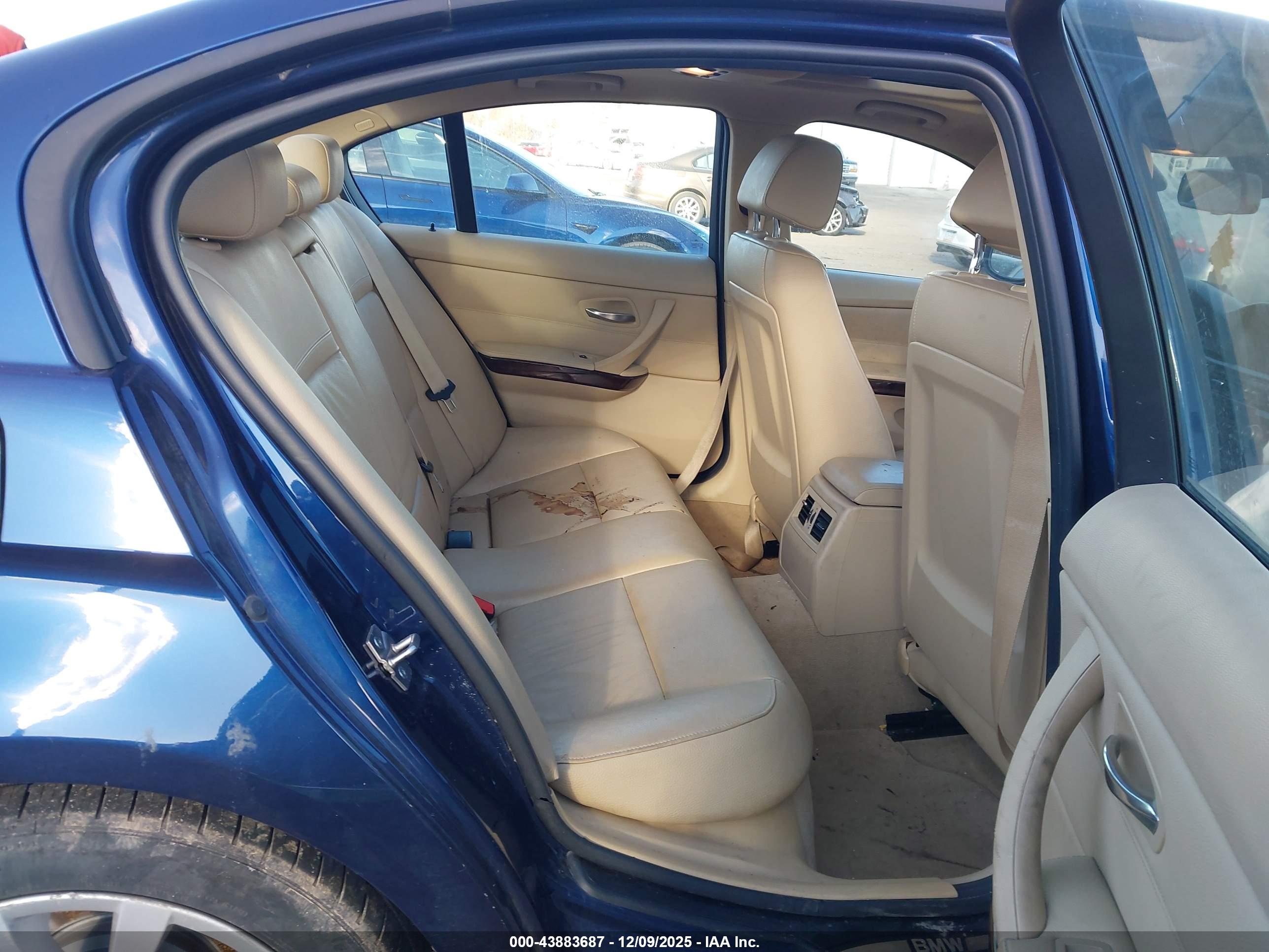 BMW 328I image 8