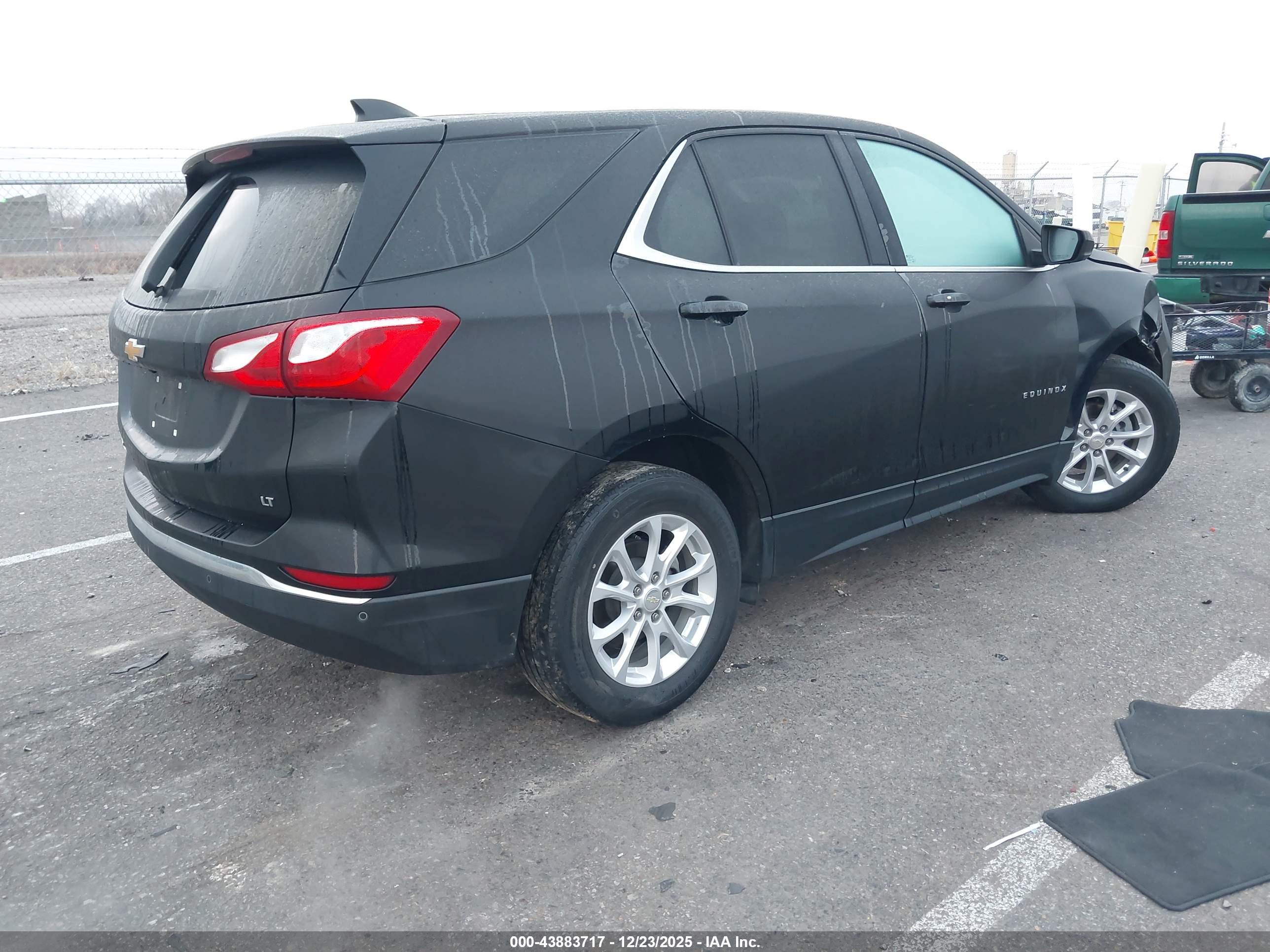 CHEVROLET EQUINOX image 4