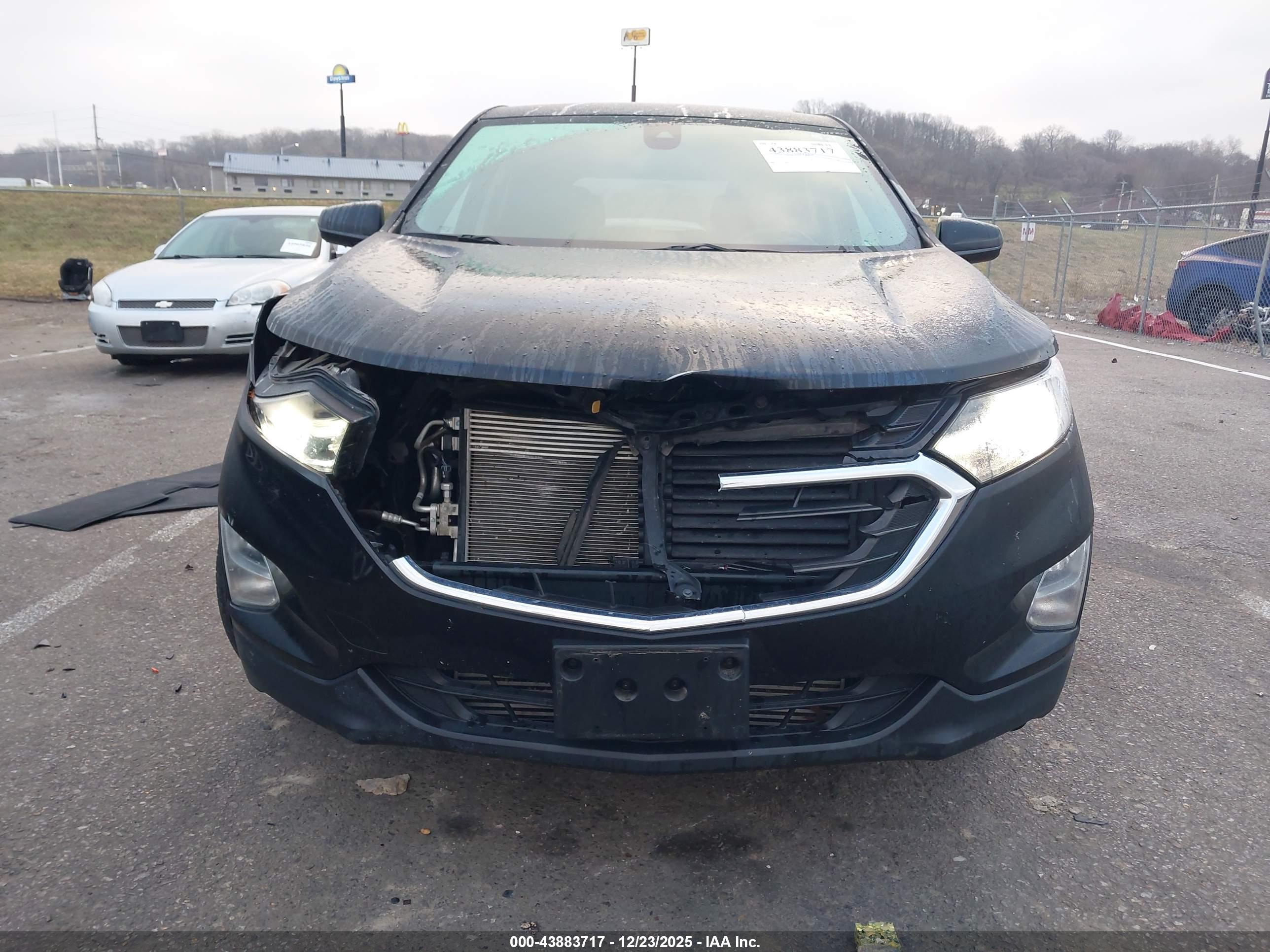 CHEVROLET EQUINOX image 6