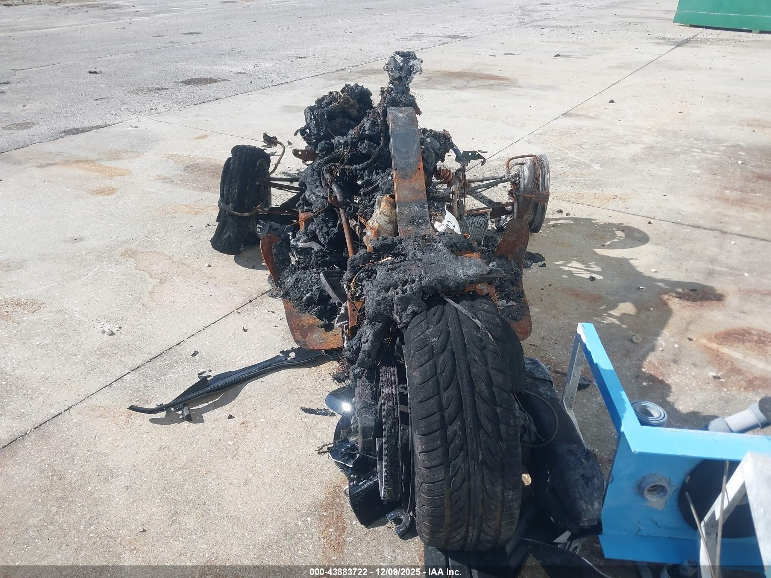 CAN-AM SPYDER image 6