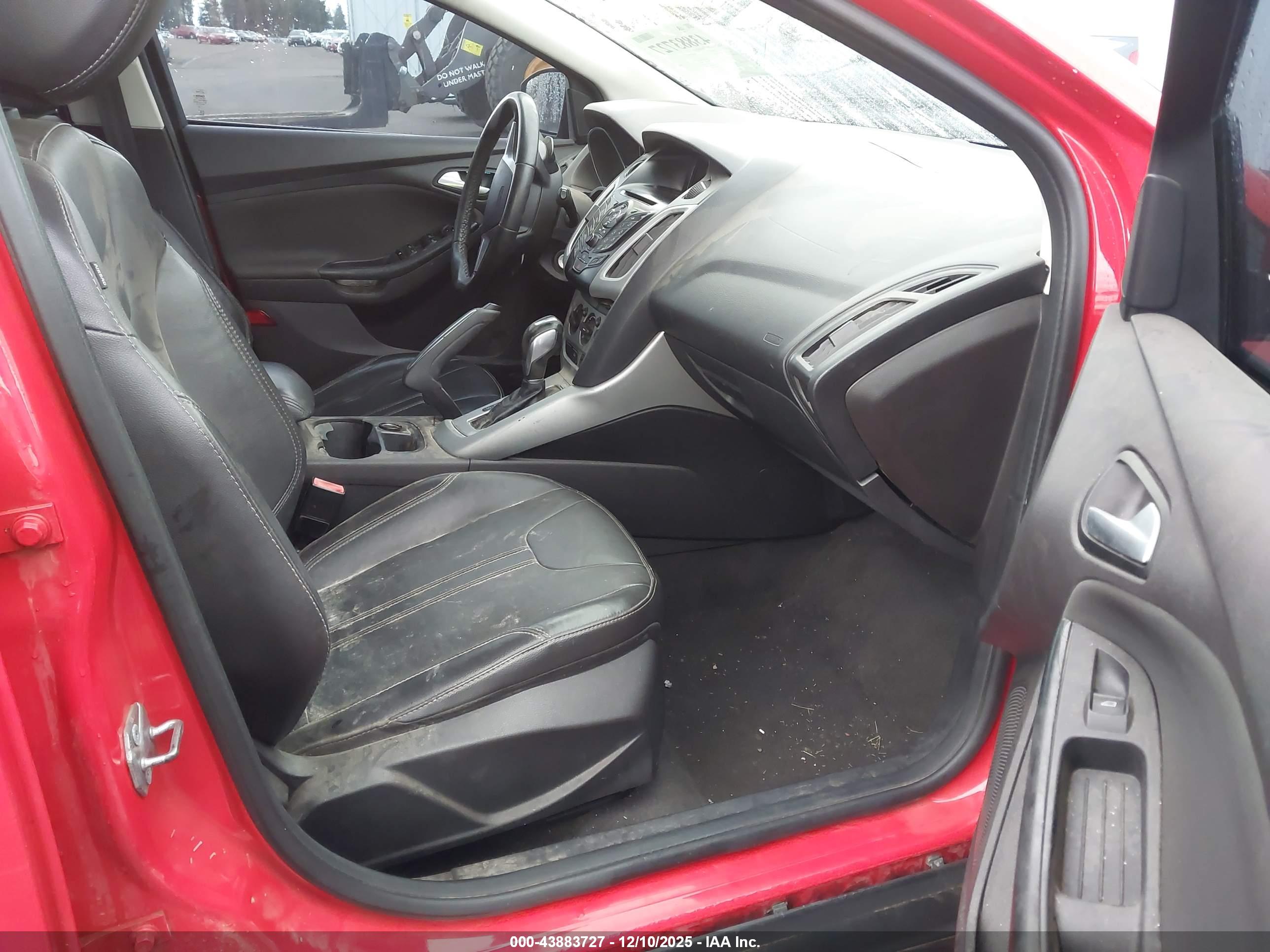 FORD FOCUS image 5