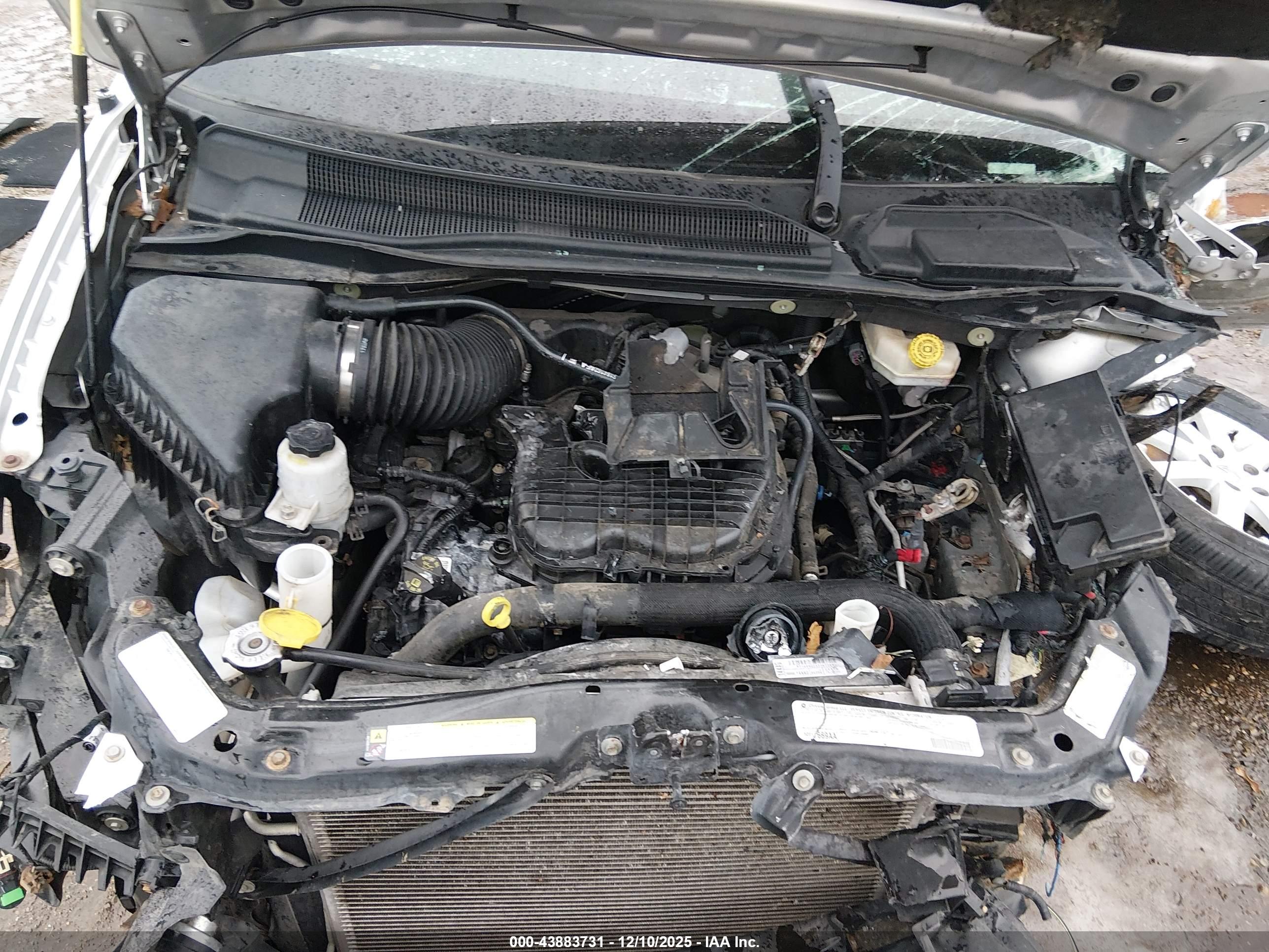 CHRYSLER TOWN image 10