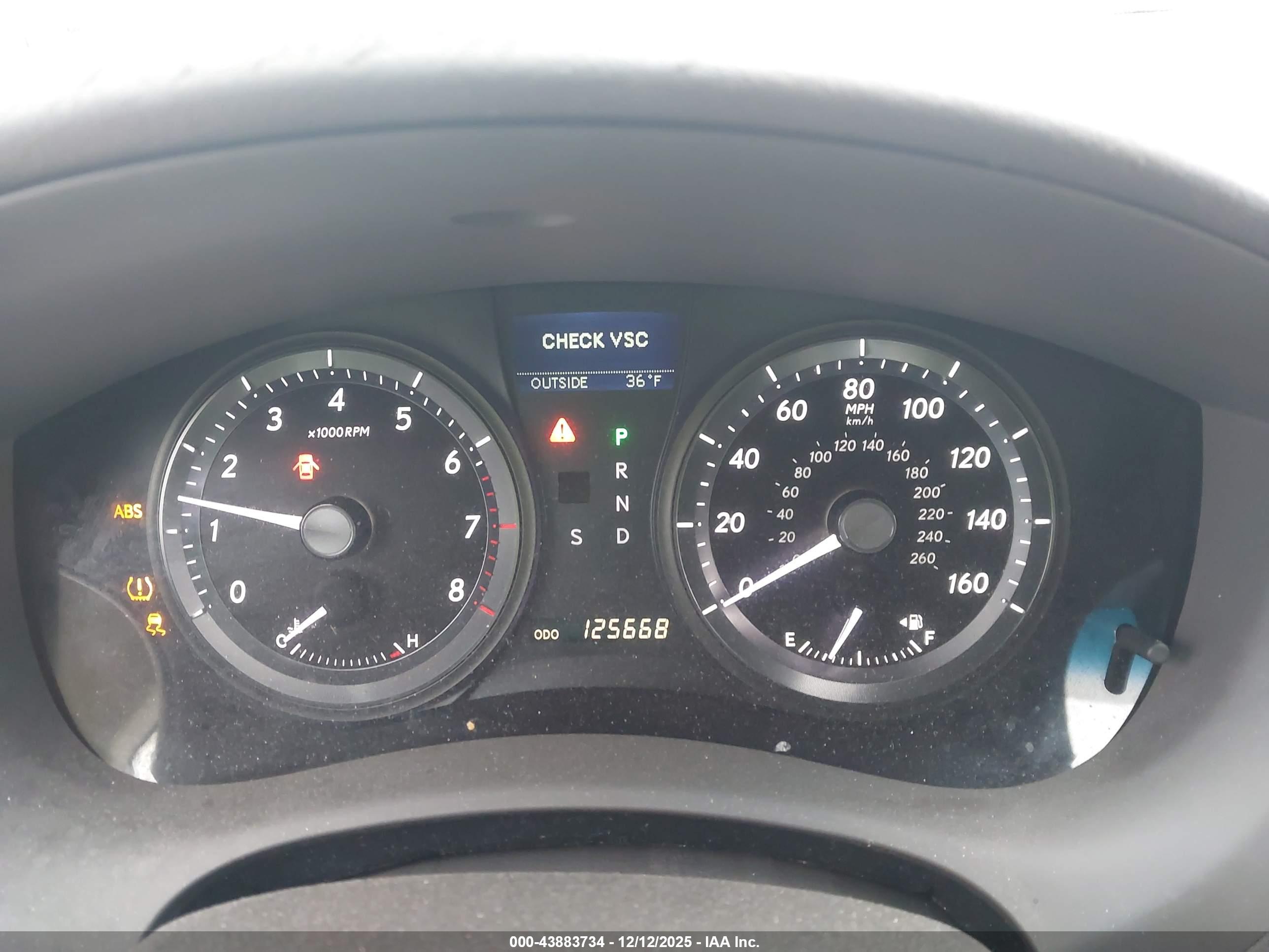LEXUS ES image 7