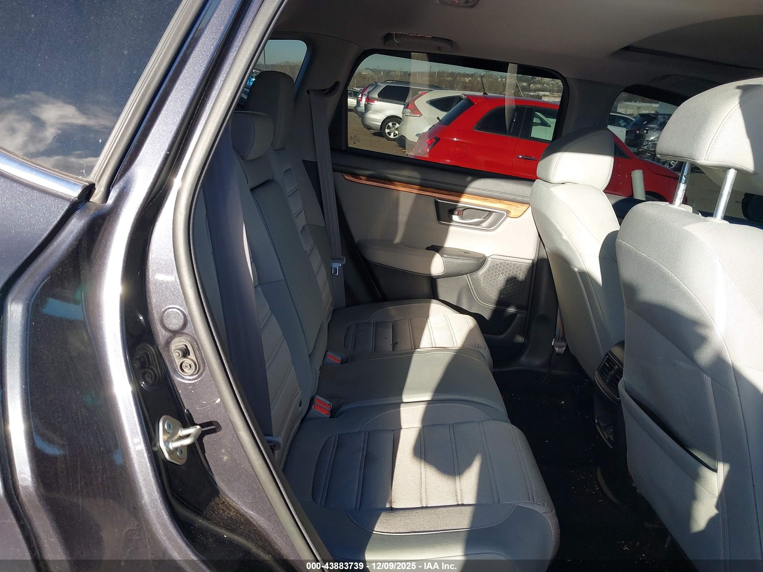 HONDA CR-V image 8