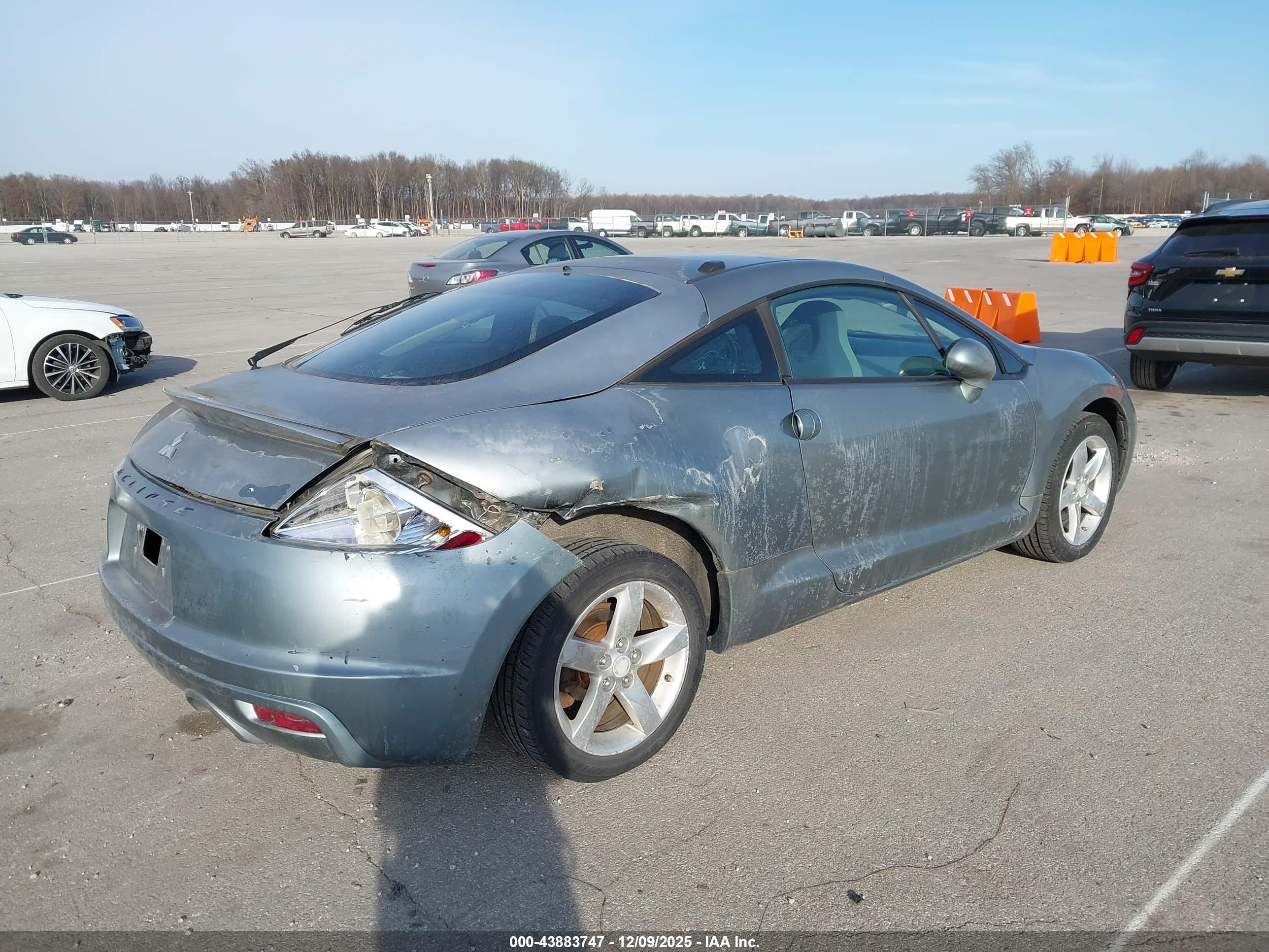 MITSUBISHI ECLIPSE image 4