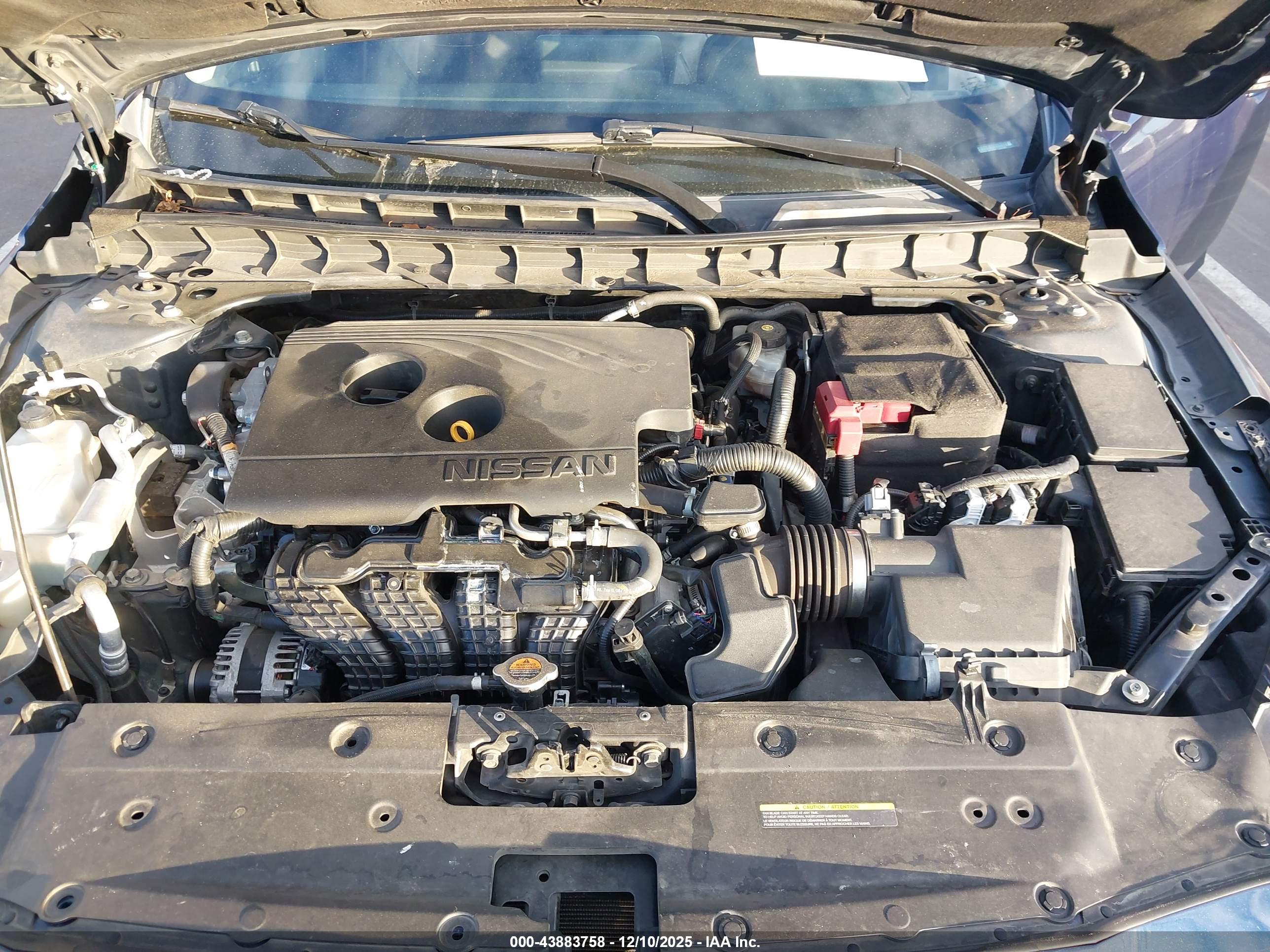 NISSAN ALTIMA image 10