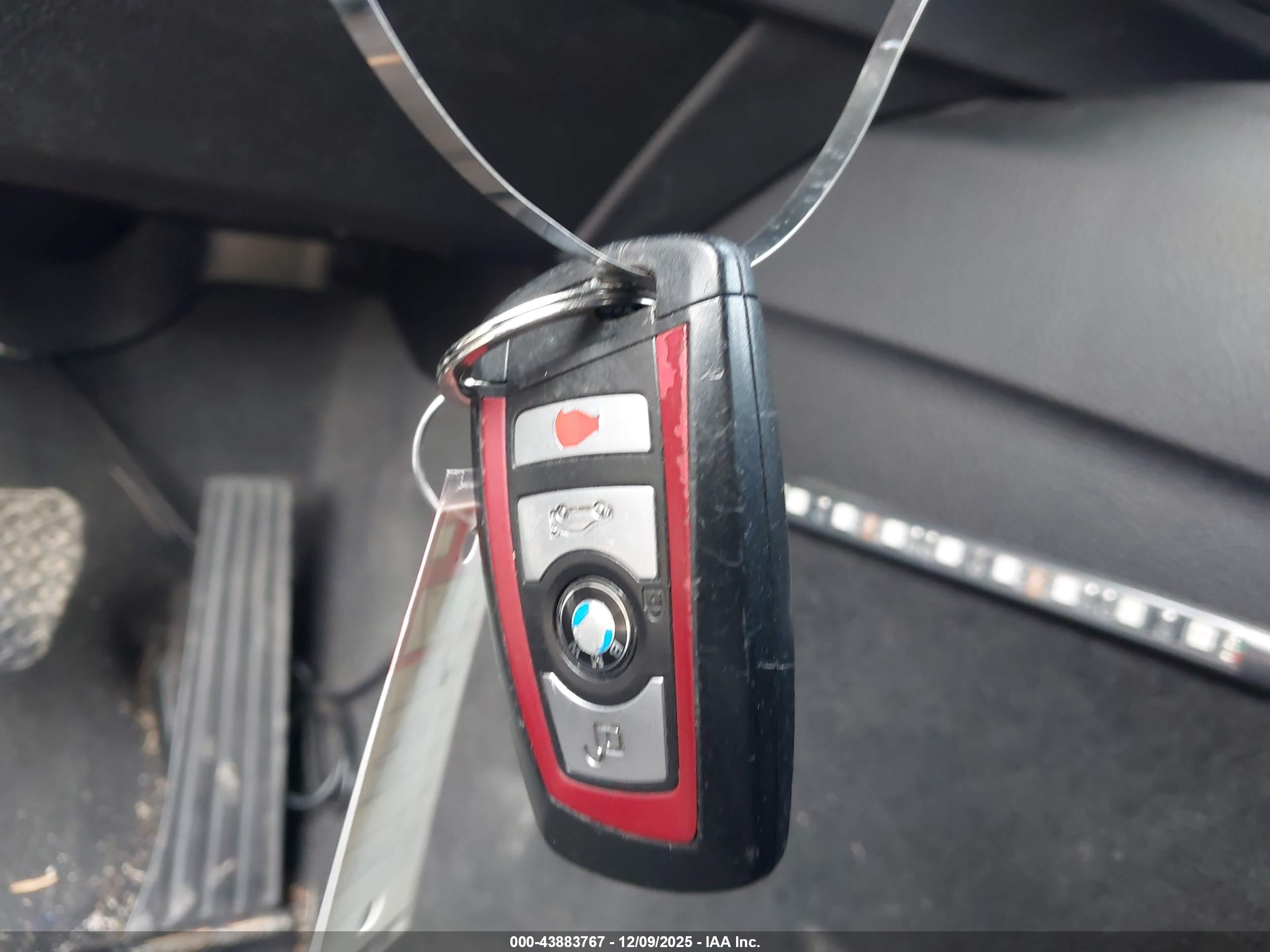 BMW 330I image 11