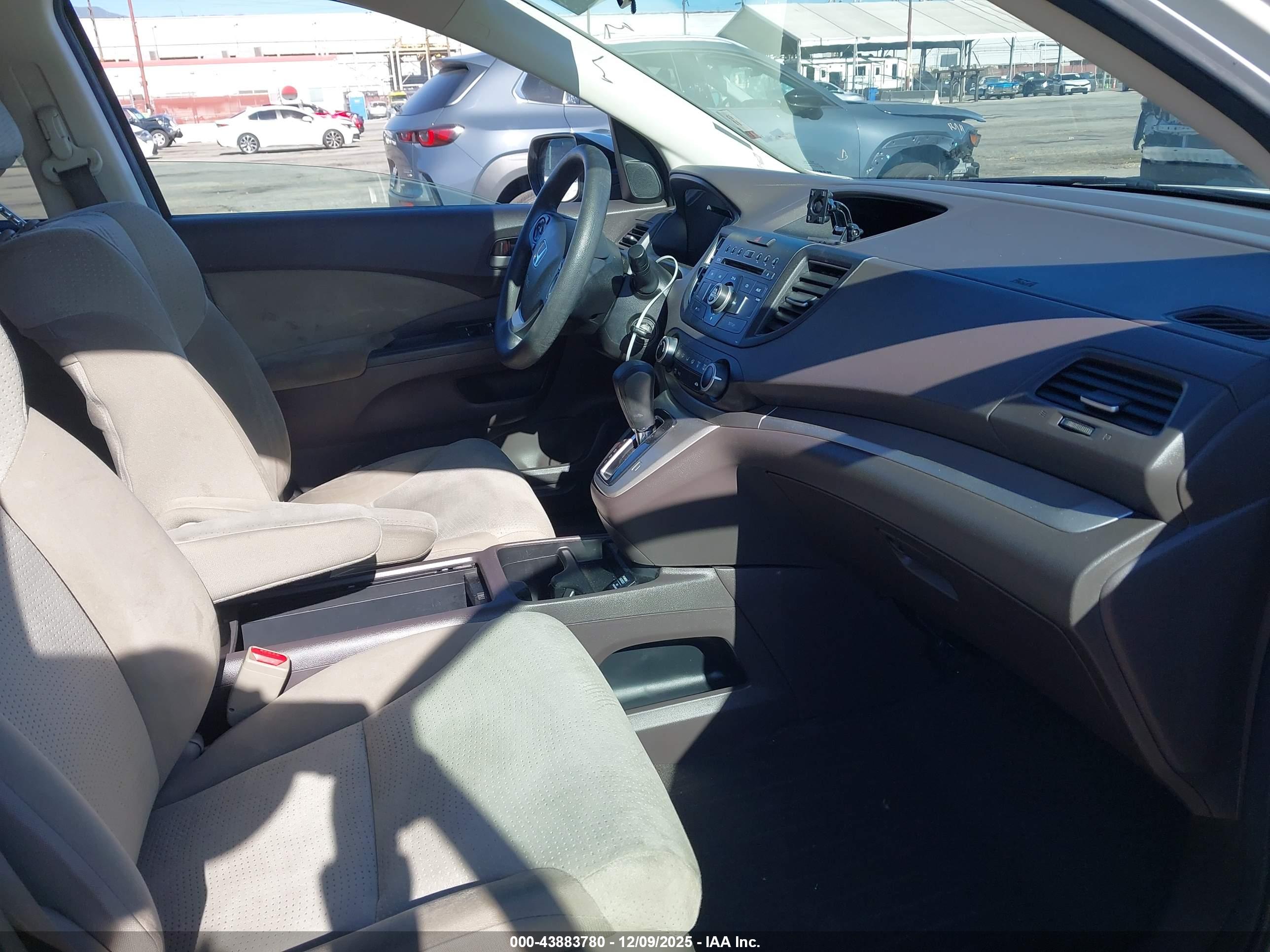 HONDA CR-V image 5