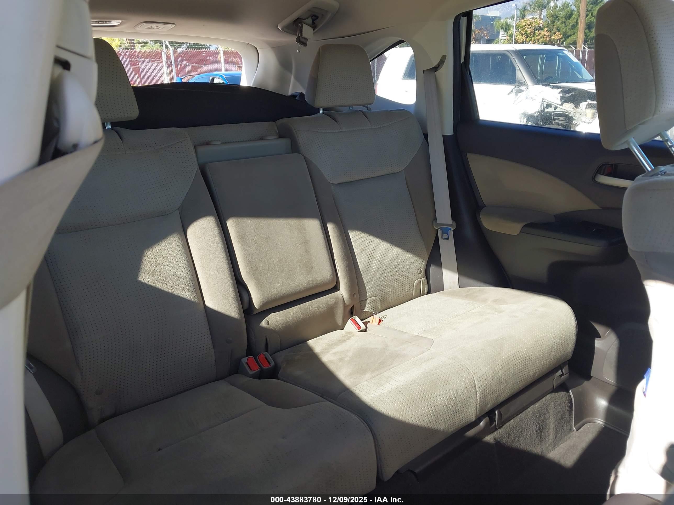 HONDA CR-V image 8