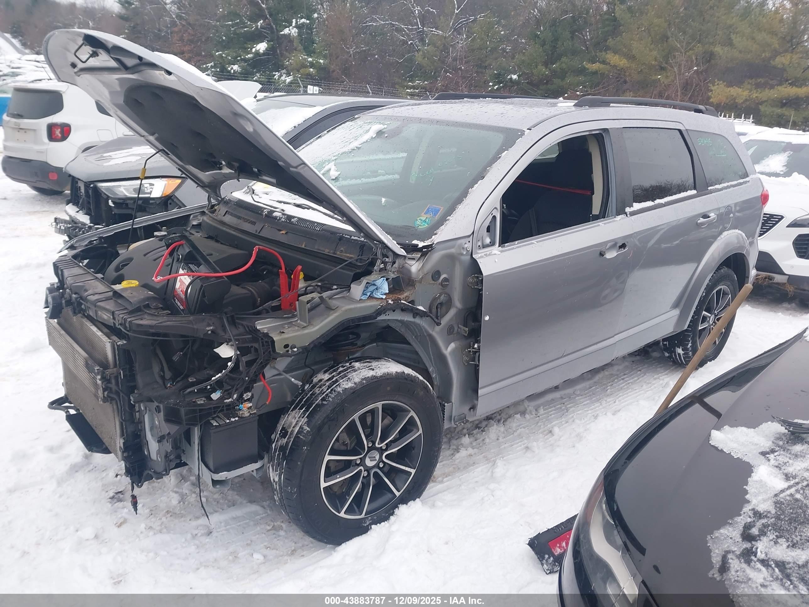 DODGE JOURNEY image 2