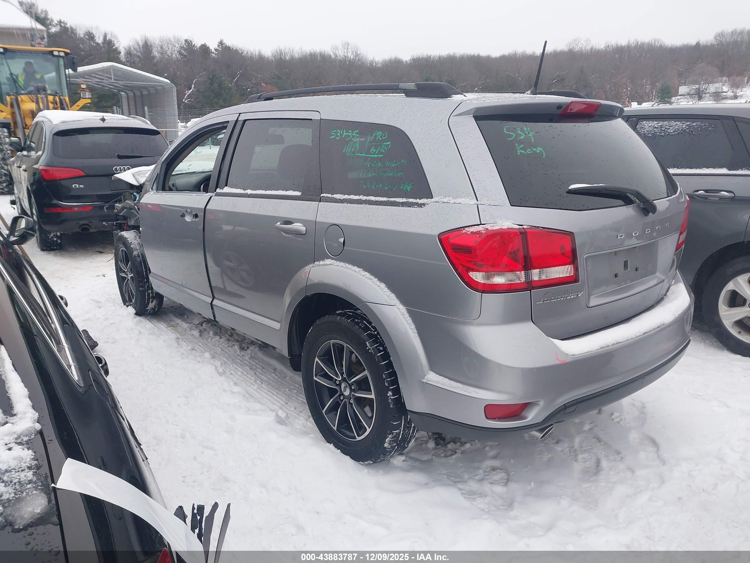 DODGE JOURNEY image 3