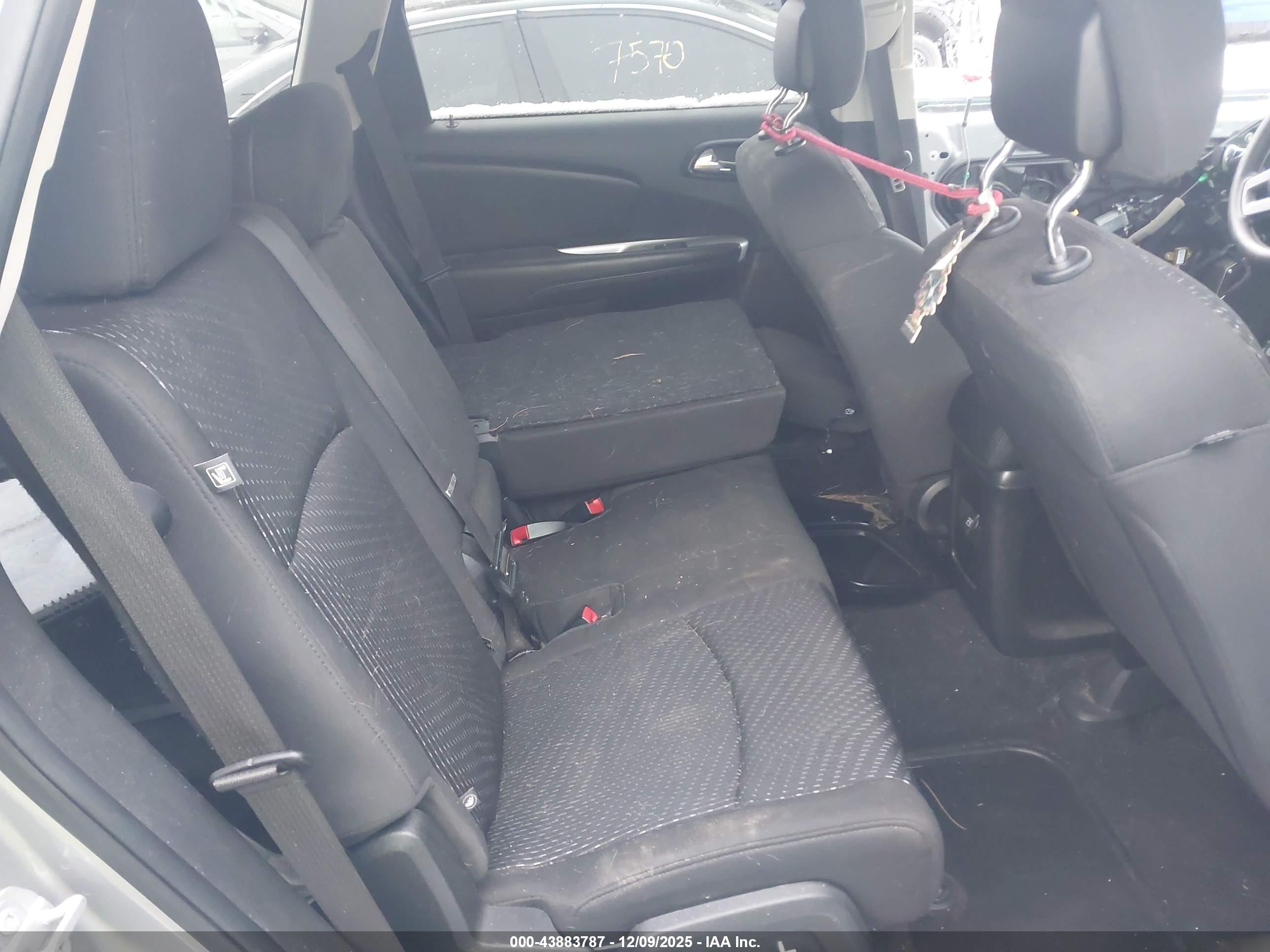 DODGE JOURNEY image 8