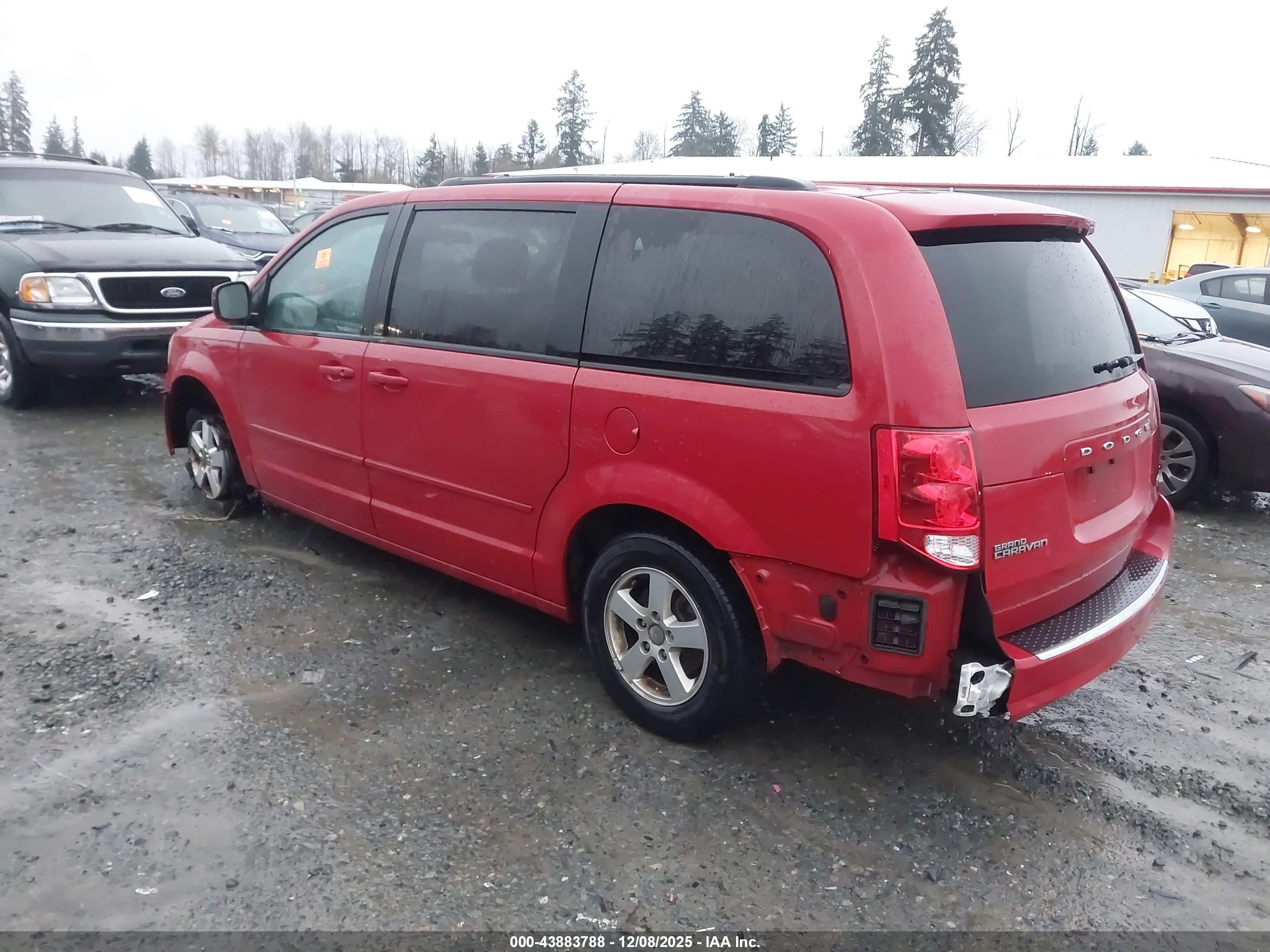 DODGE GRAND image 3
