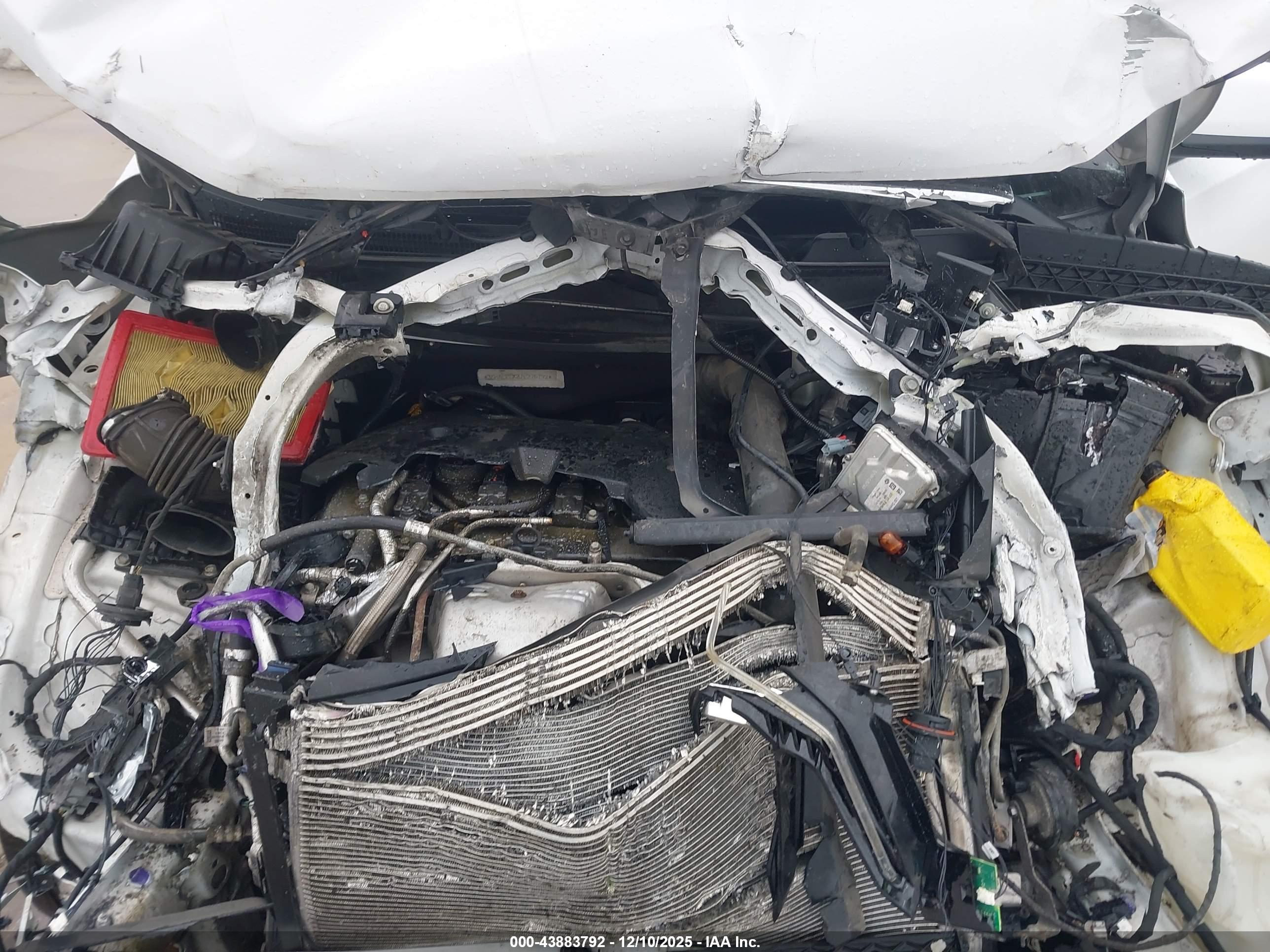 GMC TERRAIN image 10