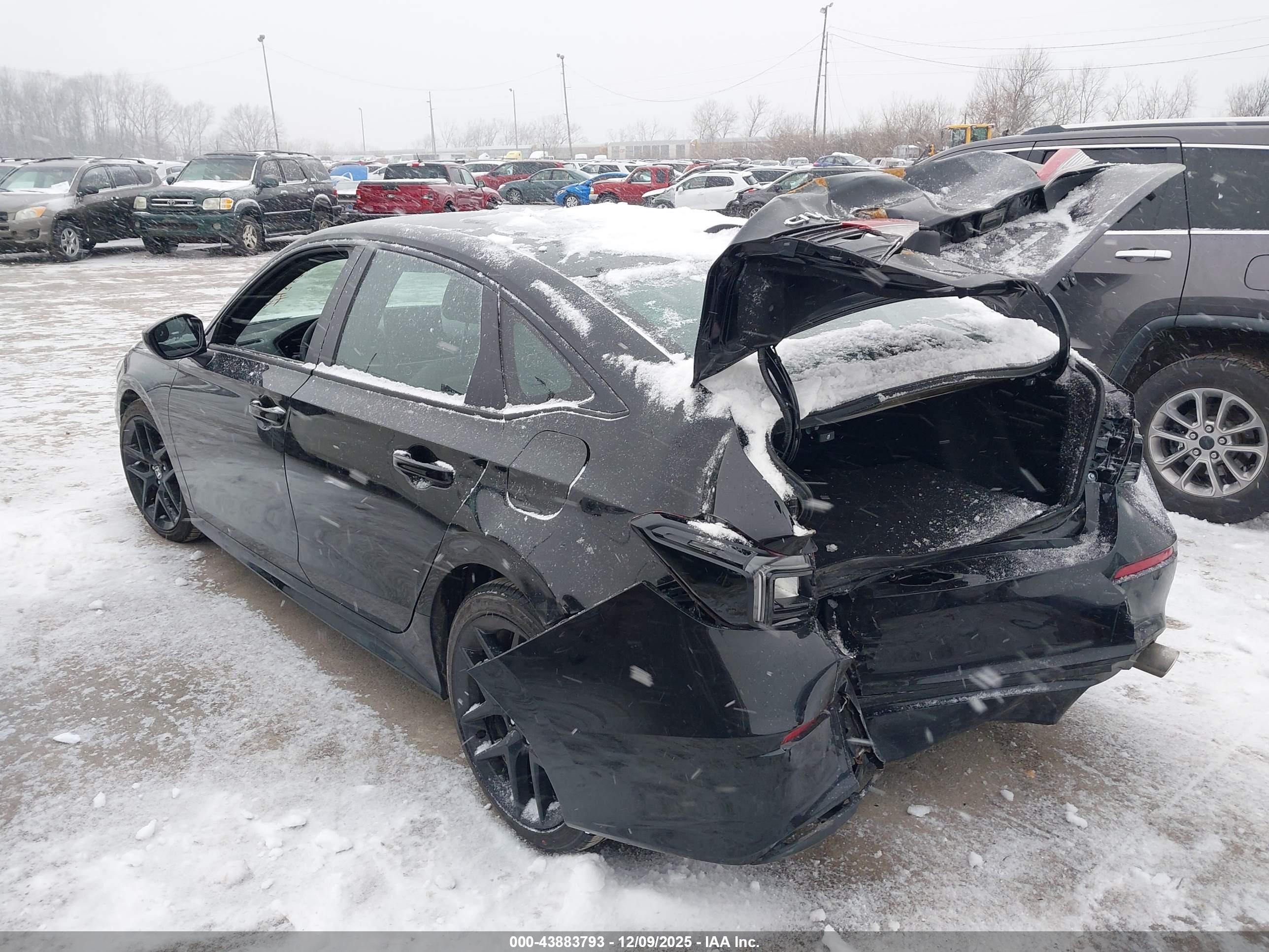 HONDA CIVIC image 3