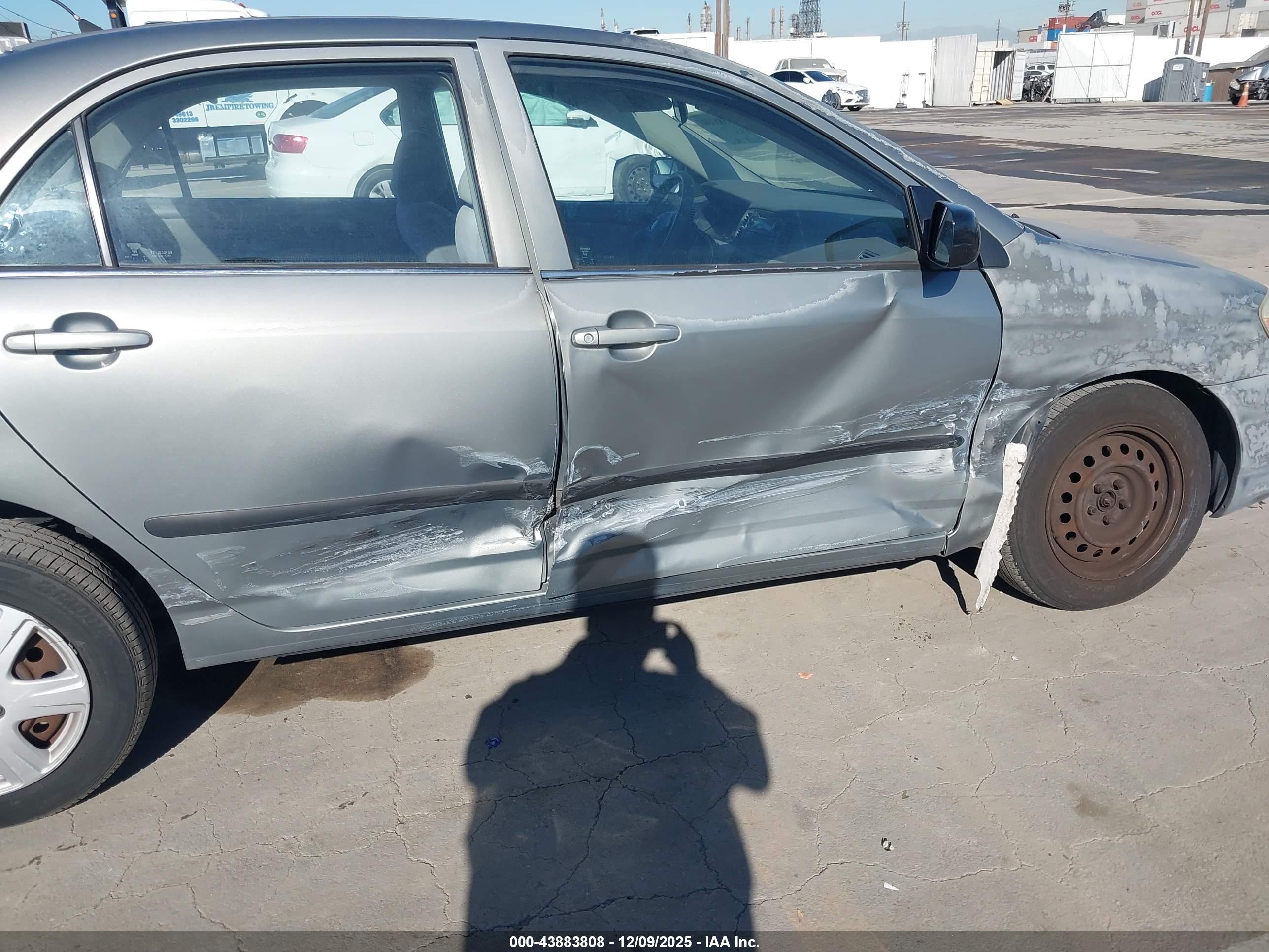 TOYOTA COROLLA image 6
