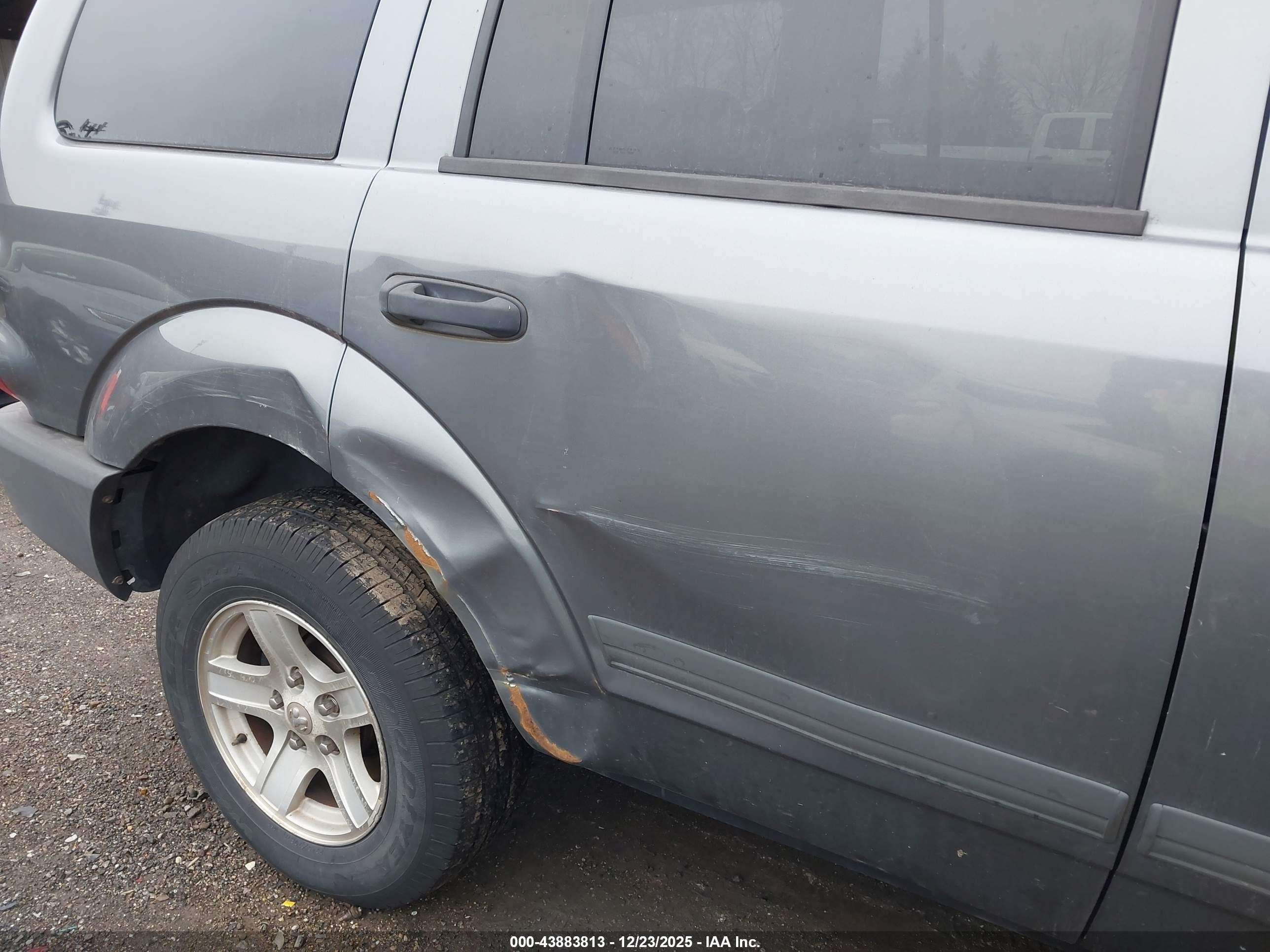 DODGE DURANGO image 6