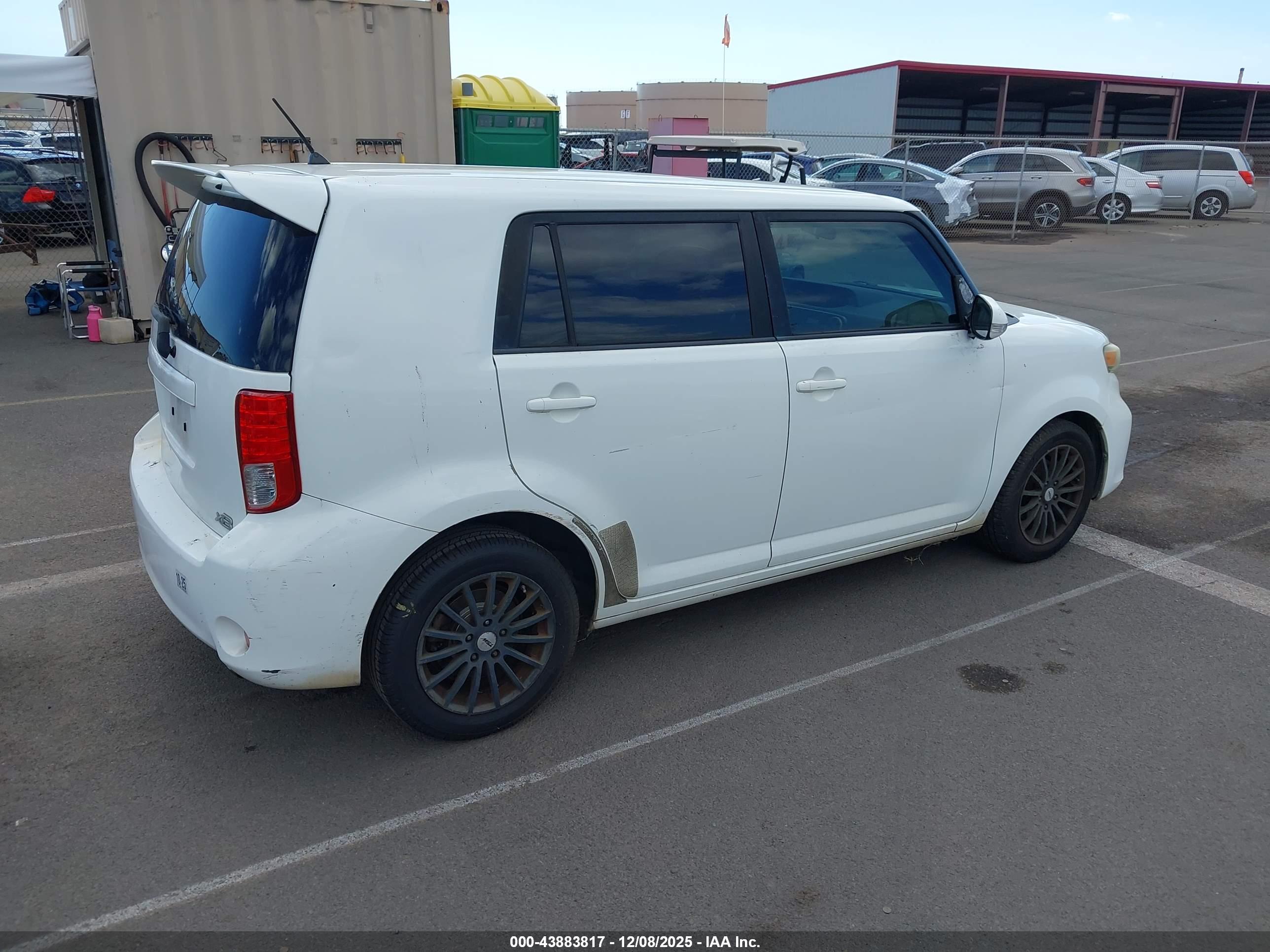 SCION XB image 4