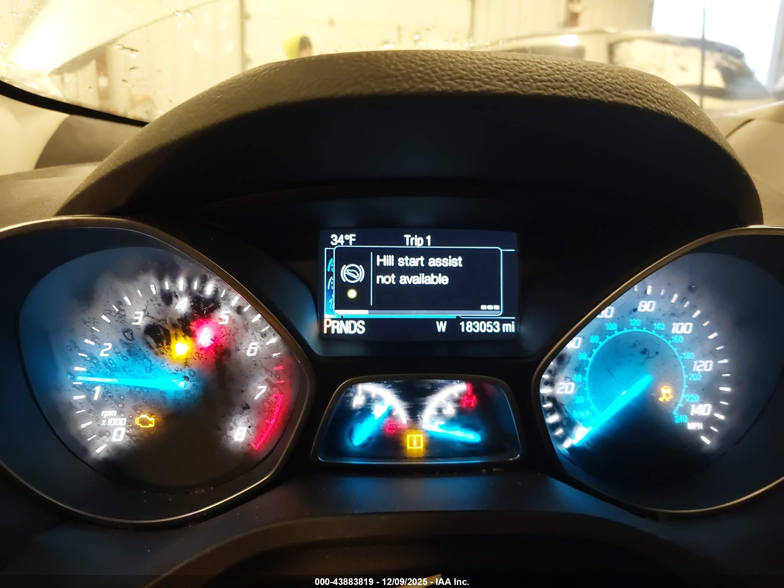 FORD ESCAPE image 7