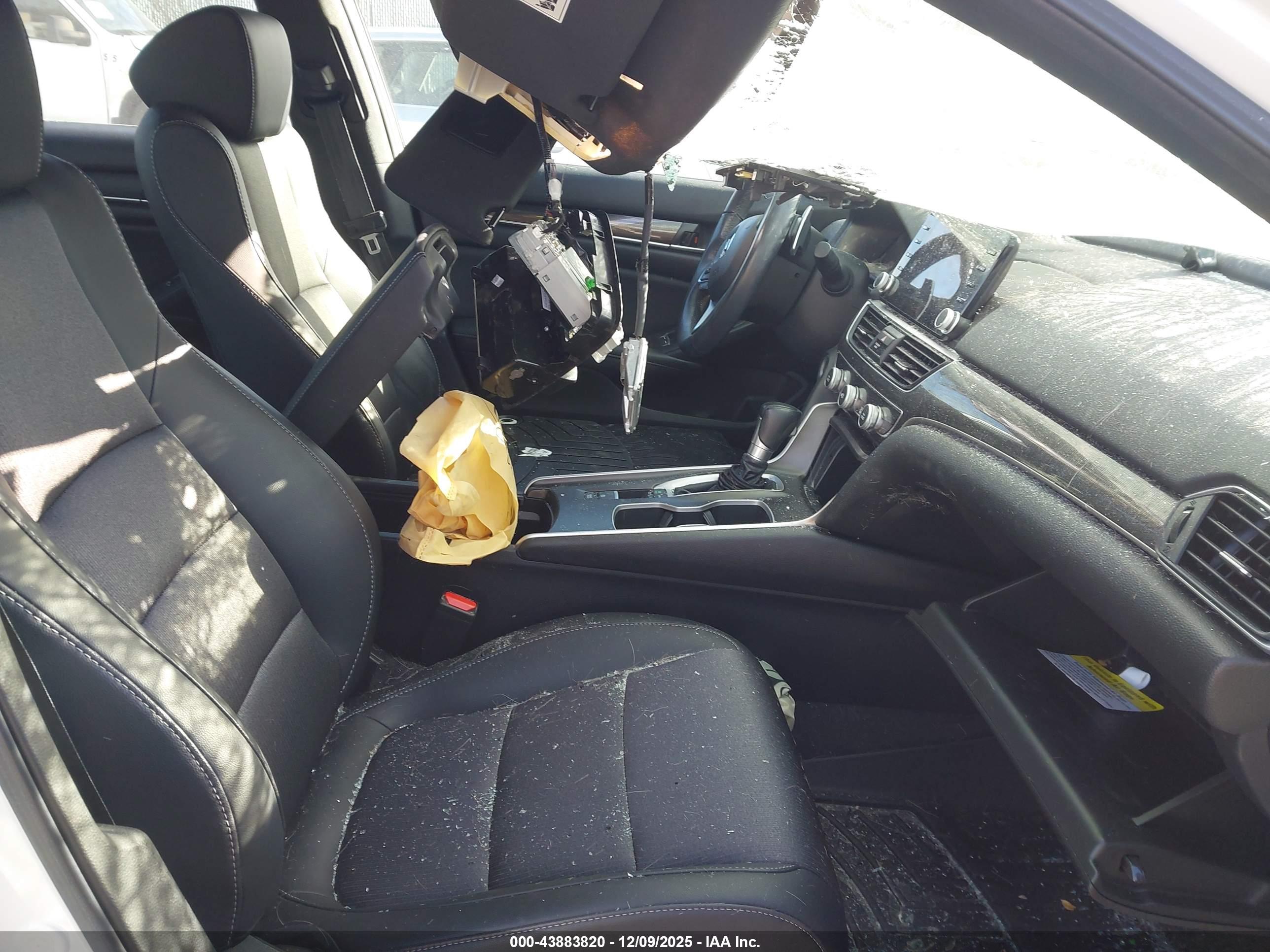 HONDA ACCORD image 5